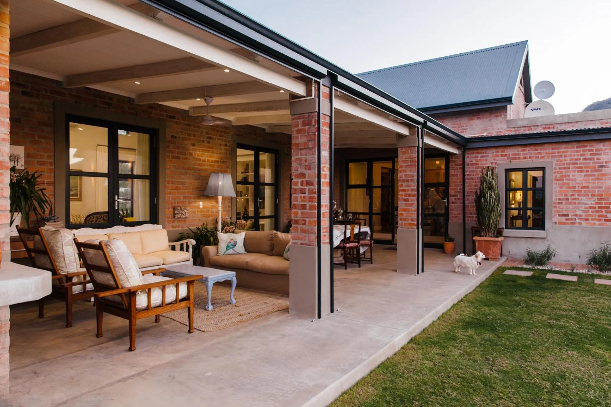 Vineyard Views Country House