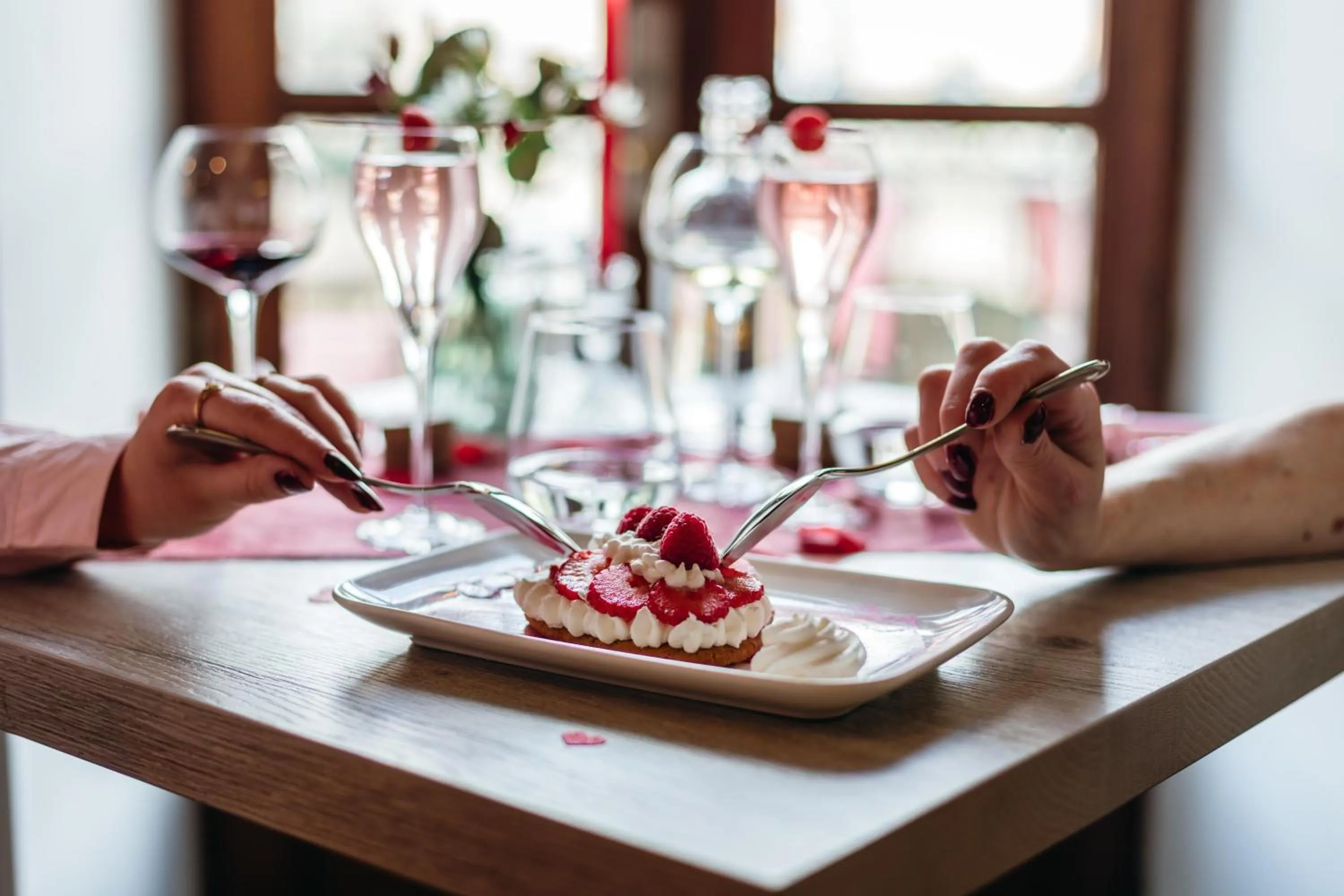 Food and drinks in Best Western Le Pont d'Or