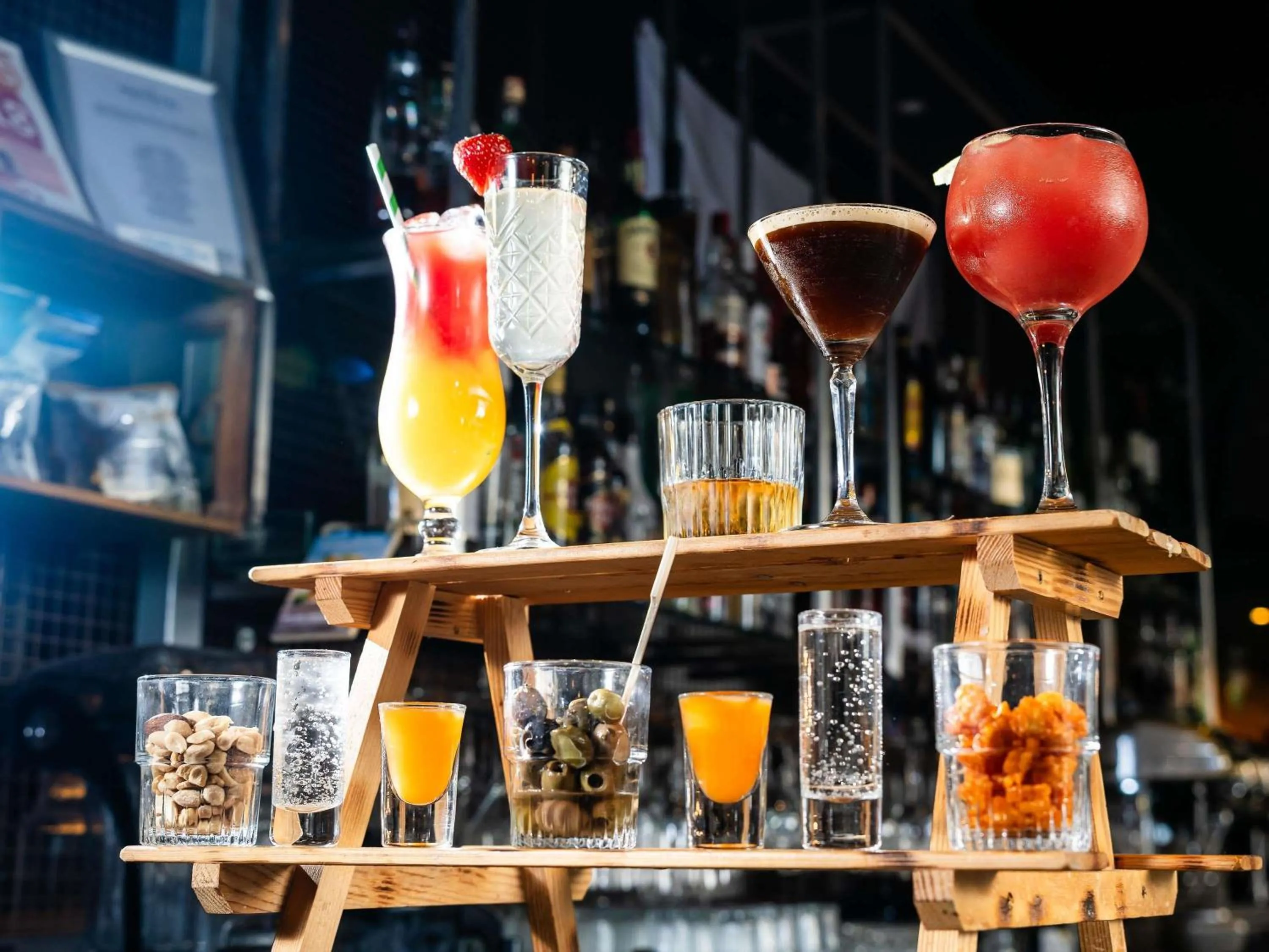 Restaurant/places to eat in Novotel Cardiff Centre