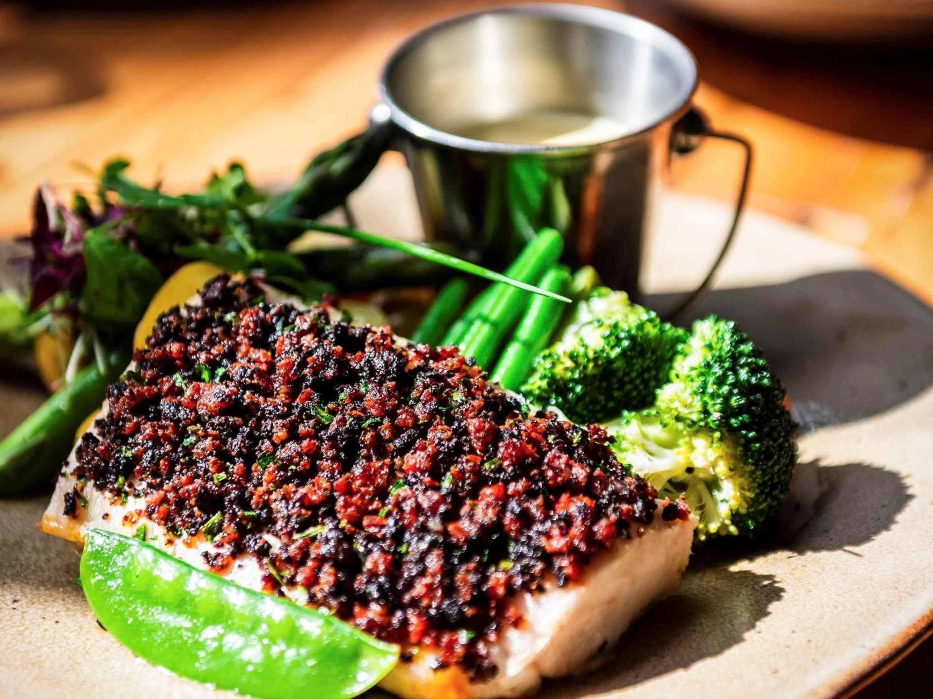 Restaurant/places to eat in Novotel Cardiff Centre