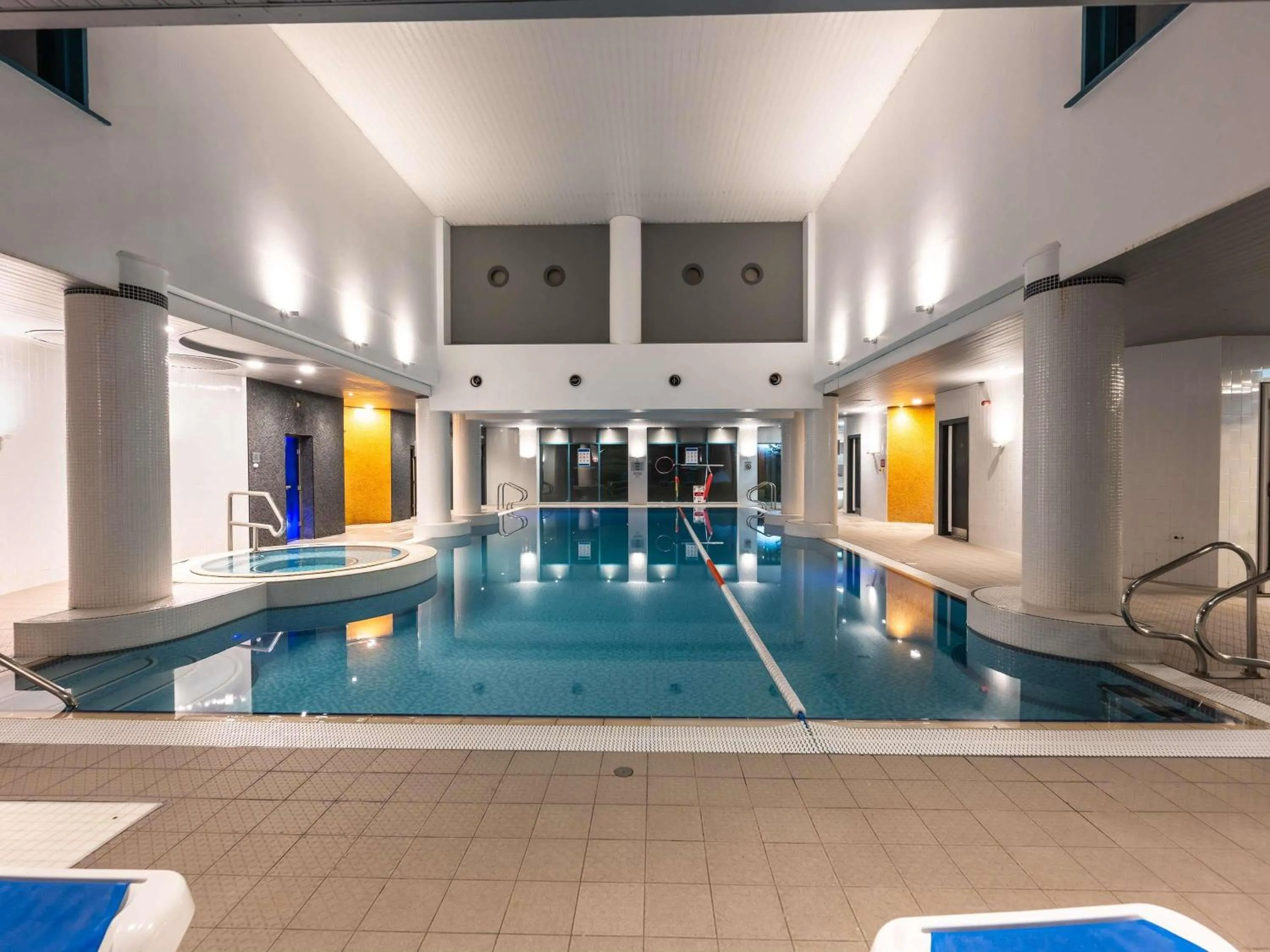 Pool view in Novotel Cardiff Centre