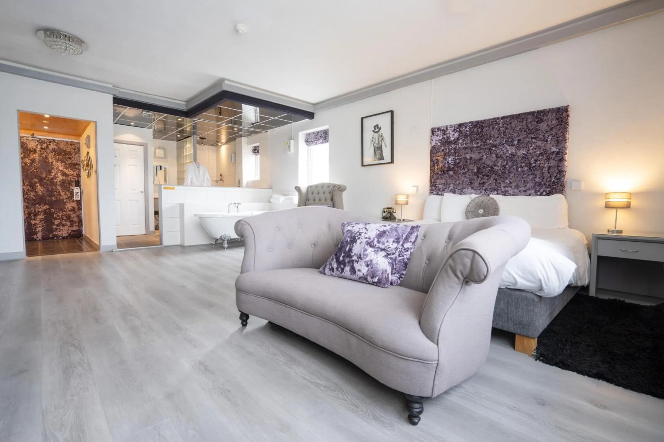 Bedroom, Bed in Skipton Hotel - formerly known as Hotel Rendezvous-Skipton