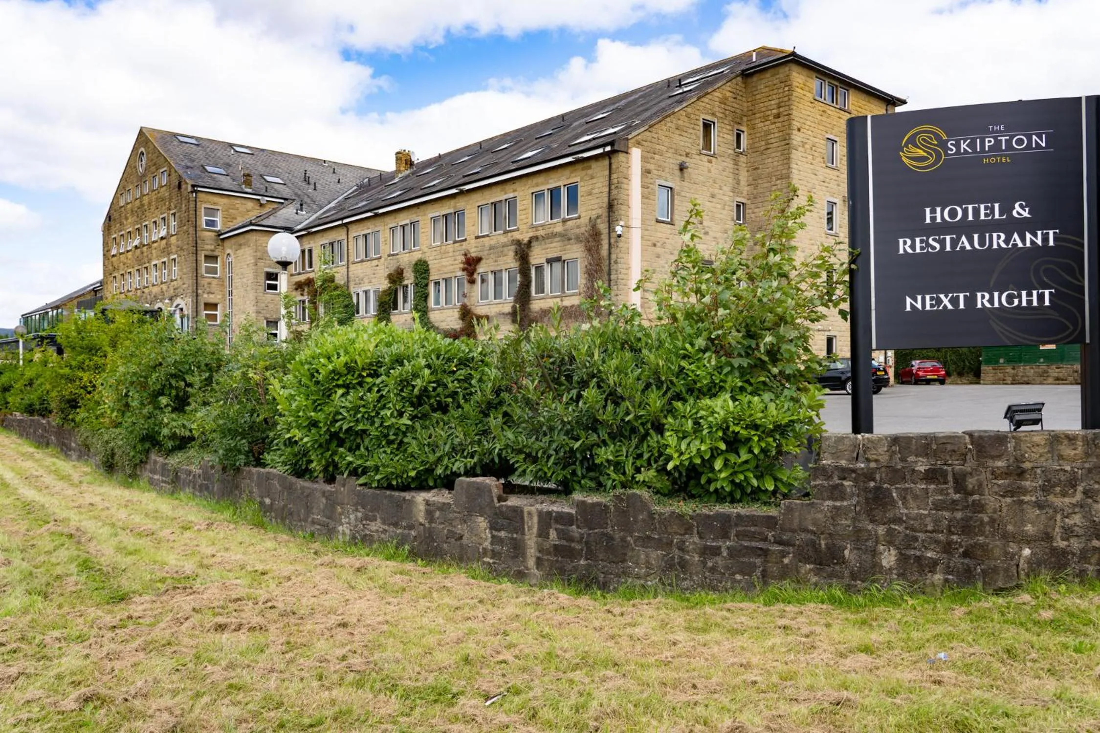 Property building in Rendezvous At Skipton