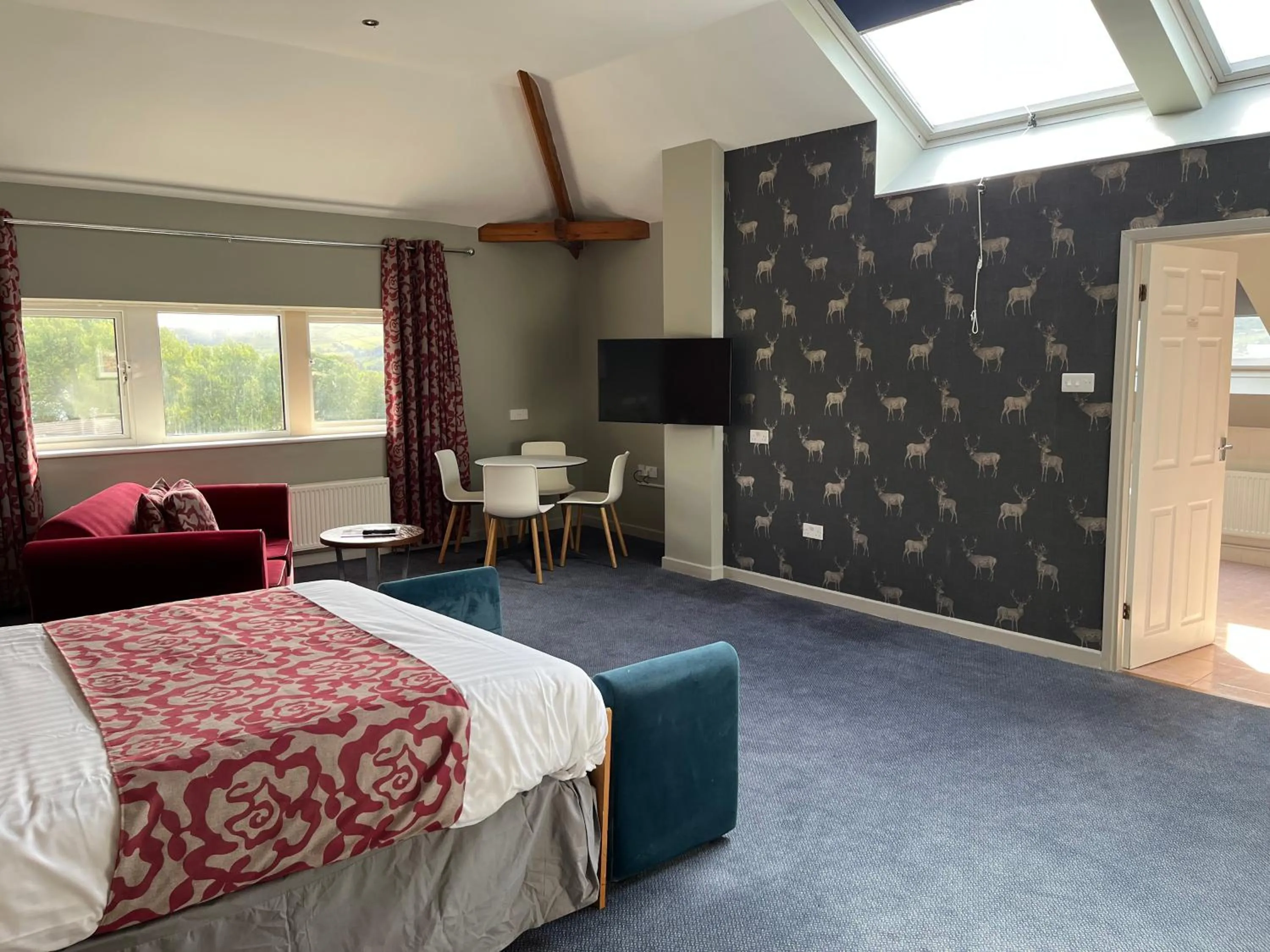 Bedroom, Bed in Skipton Hotel - formerly known as Hotel Rendezvous-Skipton