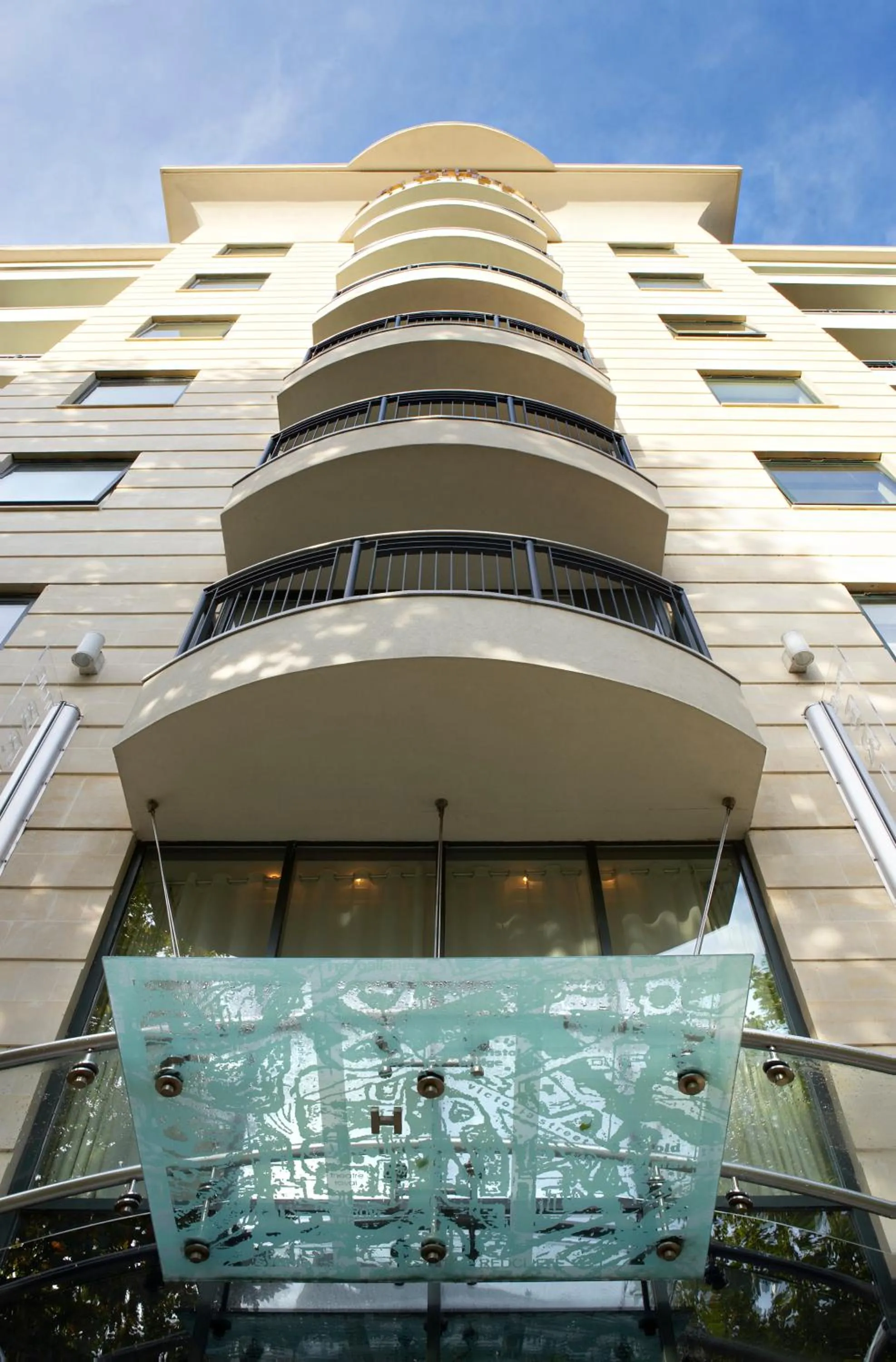 Facade/entrance, Property Building in Mercure Brigstow Bristol