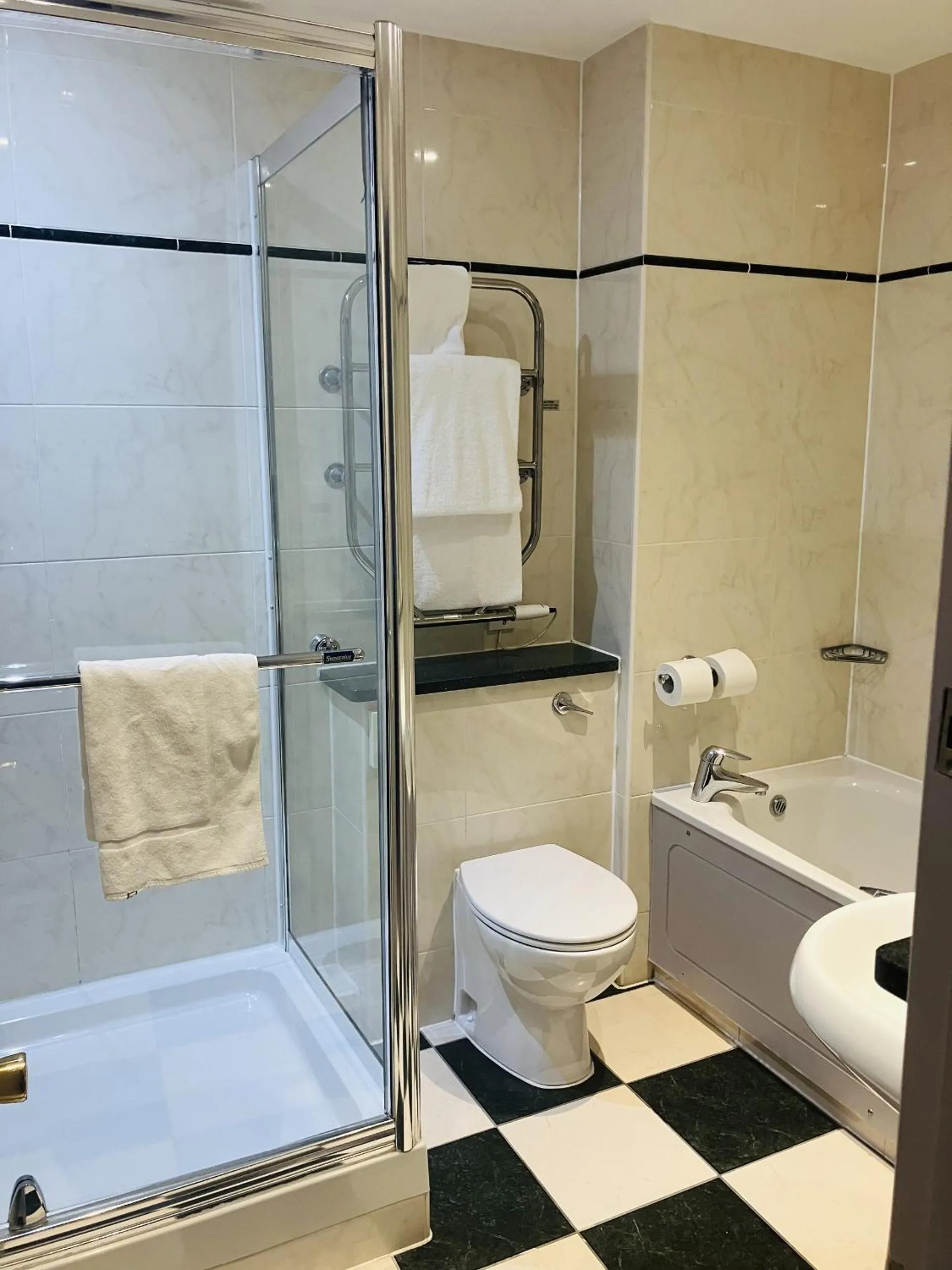 Shower in Macdonald Cardrona Hotel, Golf & Spa