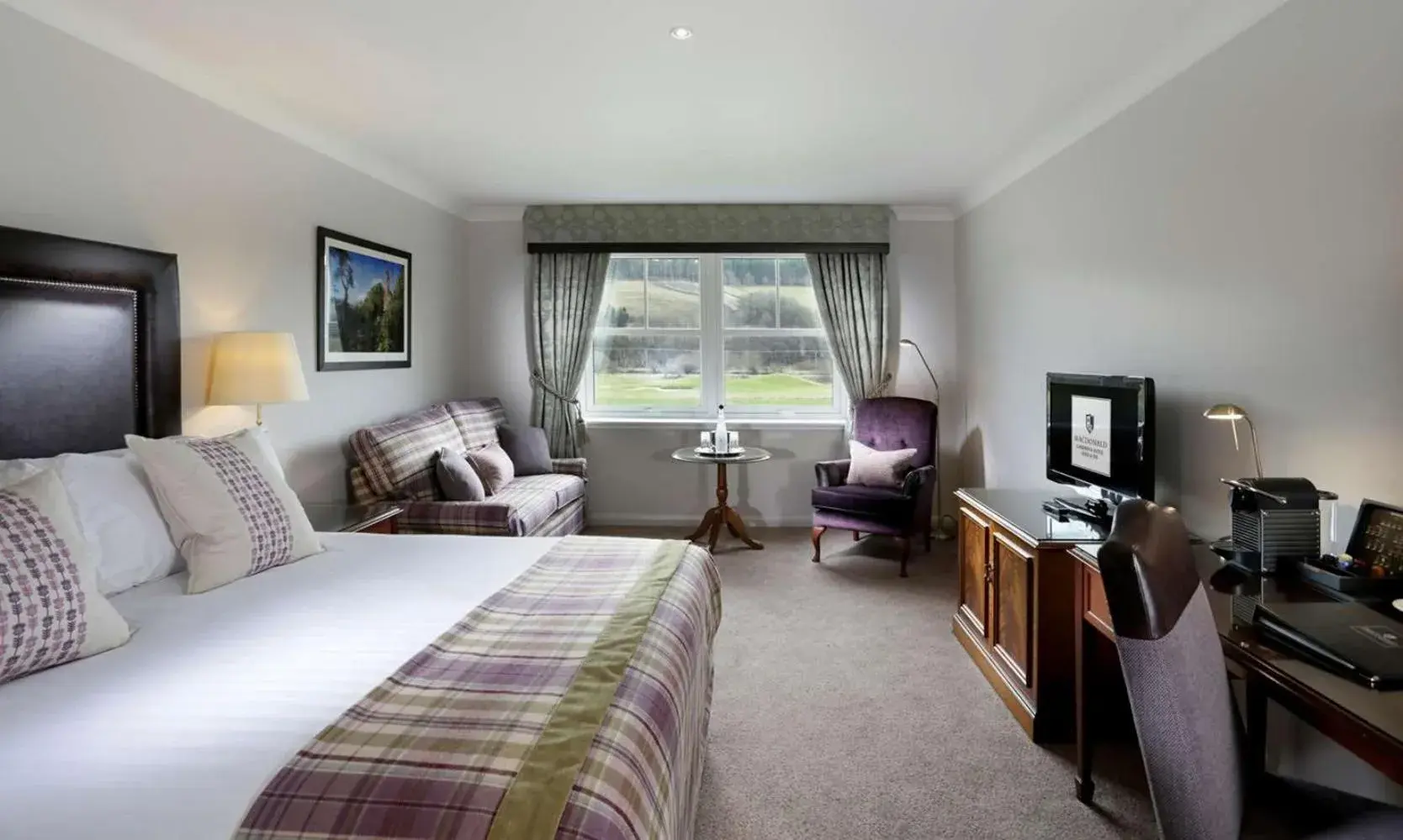 Deluxe Family Room in Macdonald Cardrona Hotel, Golf & Spa Deluxe Family Room in Macdonald Cardrona Hotel, Golf & Spa