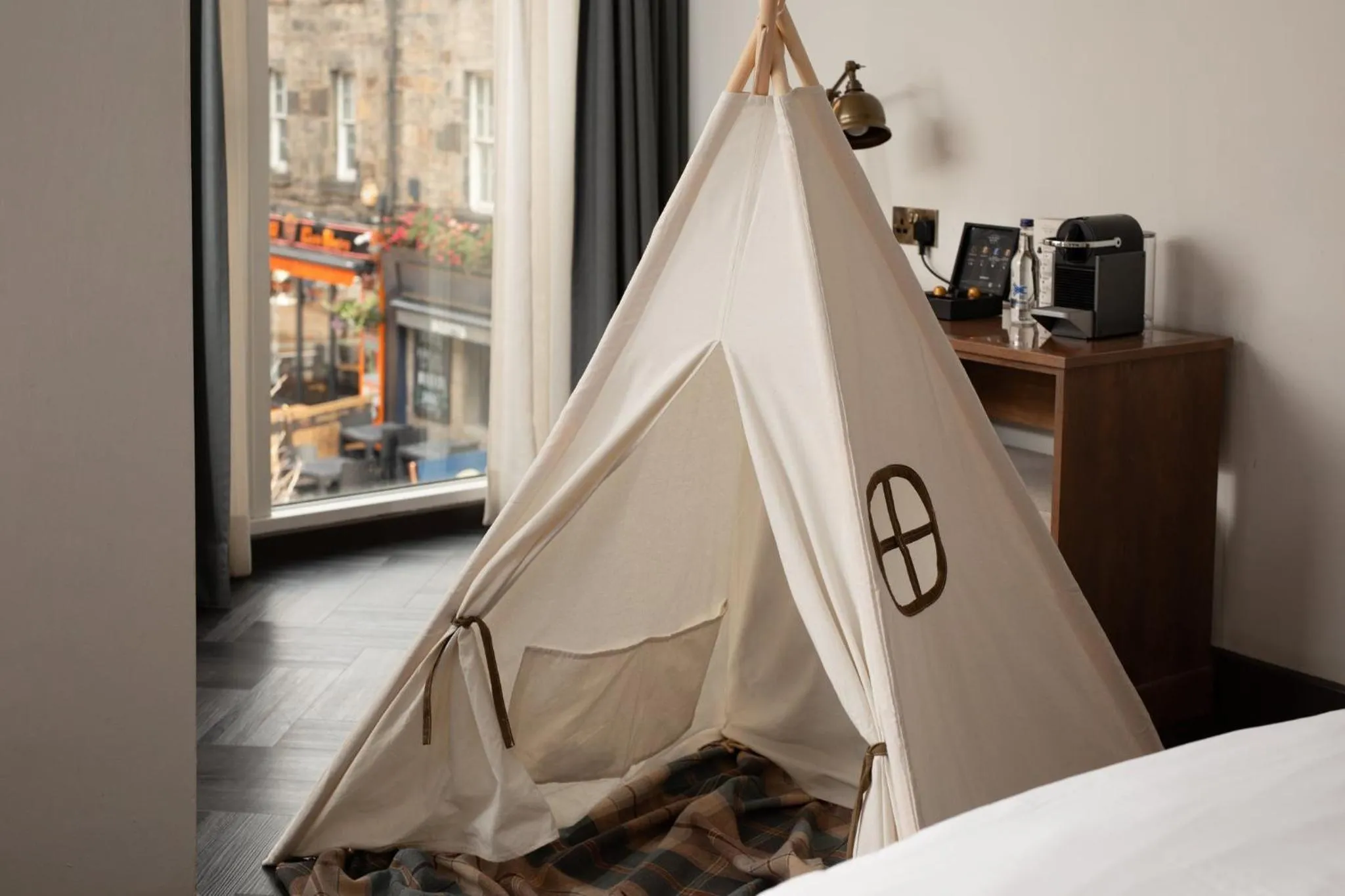 Photo of the whole room, Bed in Kimpton Charlotte Square by IHG