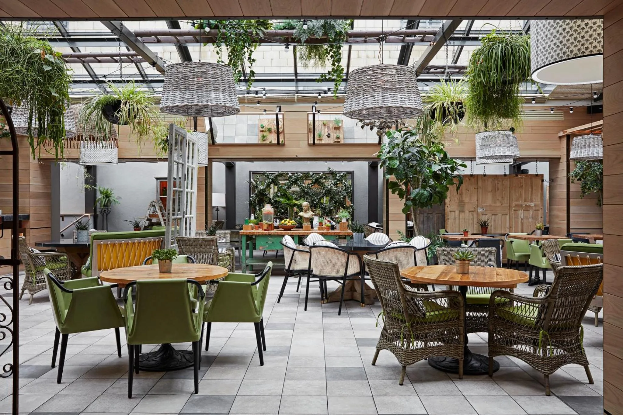 Restaurant/places to eat in Kimpton Charlotte Square by IHG