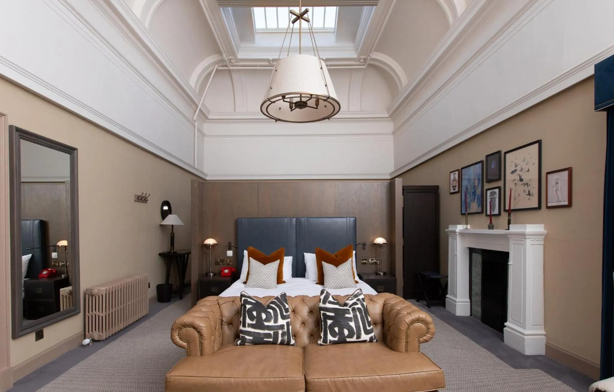 Photo of the whole room, Bed in Kimpton Charlotte Square by IHG