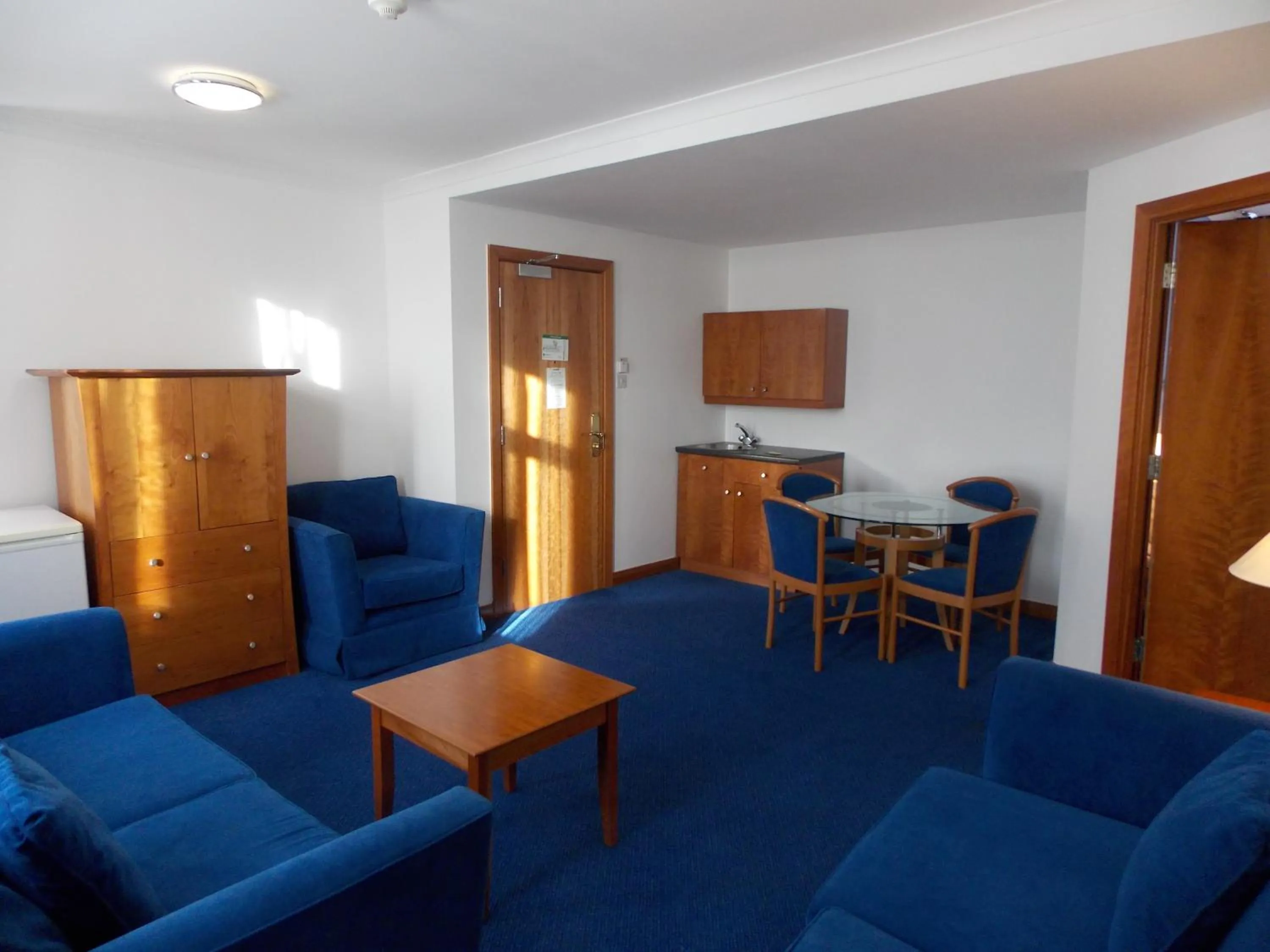 Living room in London - Wembley International Hotel