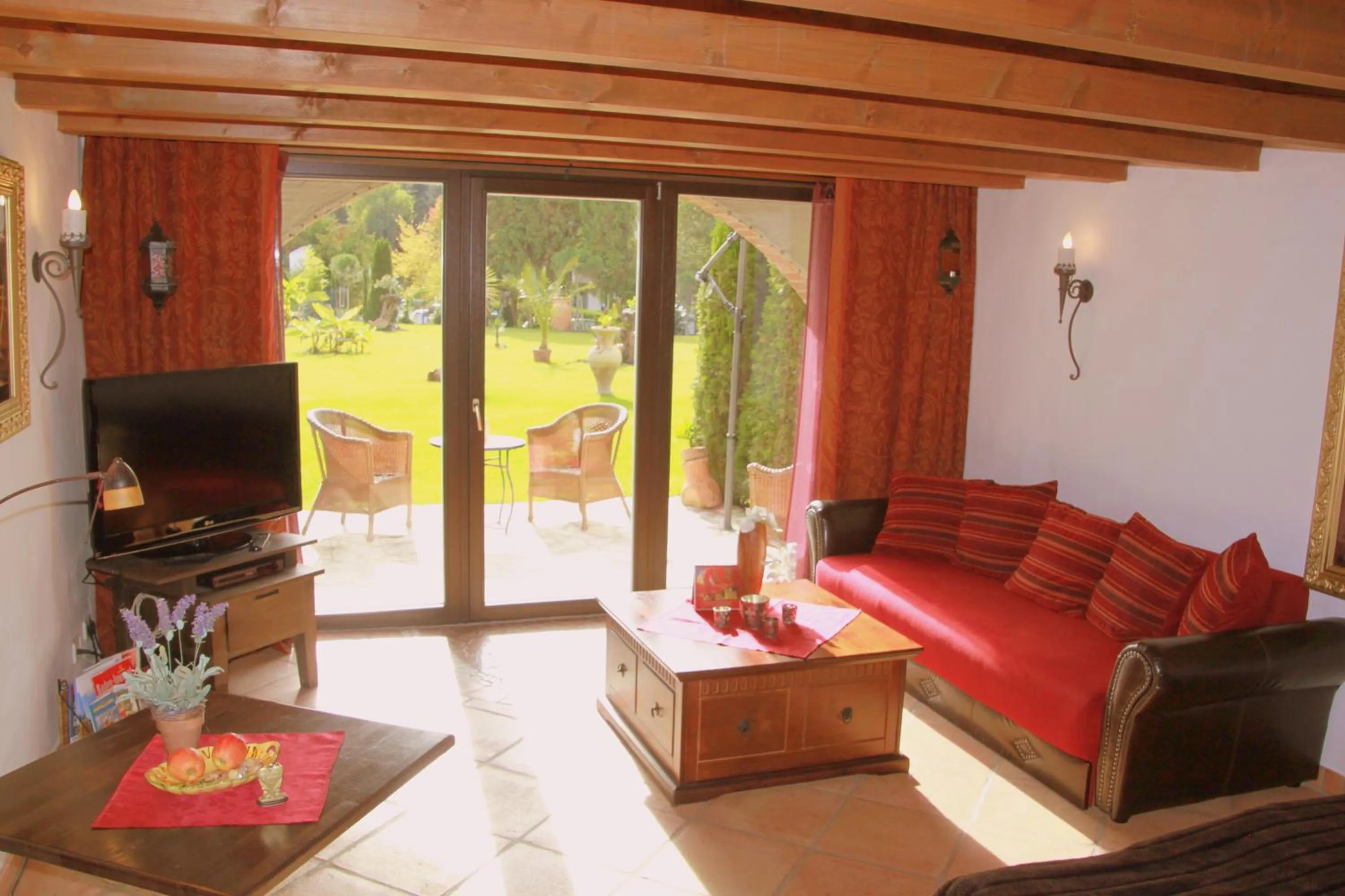 Photo of the whole room in Hazienda Apartmenthotel - Für ein paar Tage oder monatelang