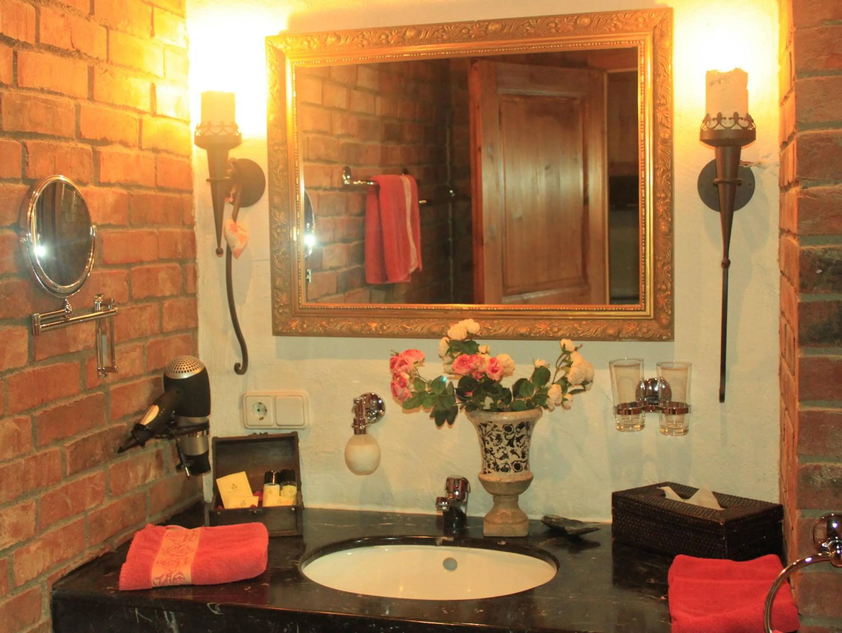 Bathroom in Hazienda Apartmenthotel - Für ein paar Tage oder monatelang