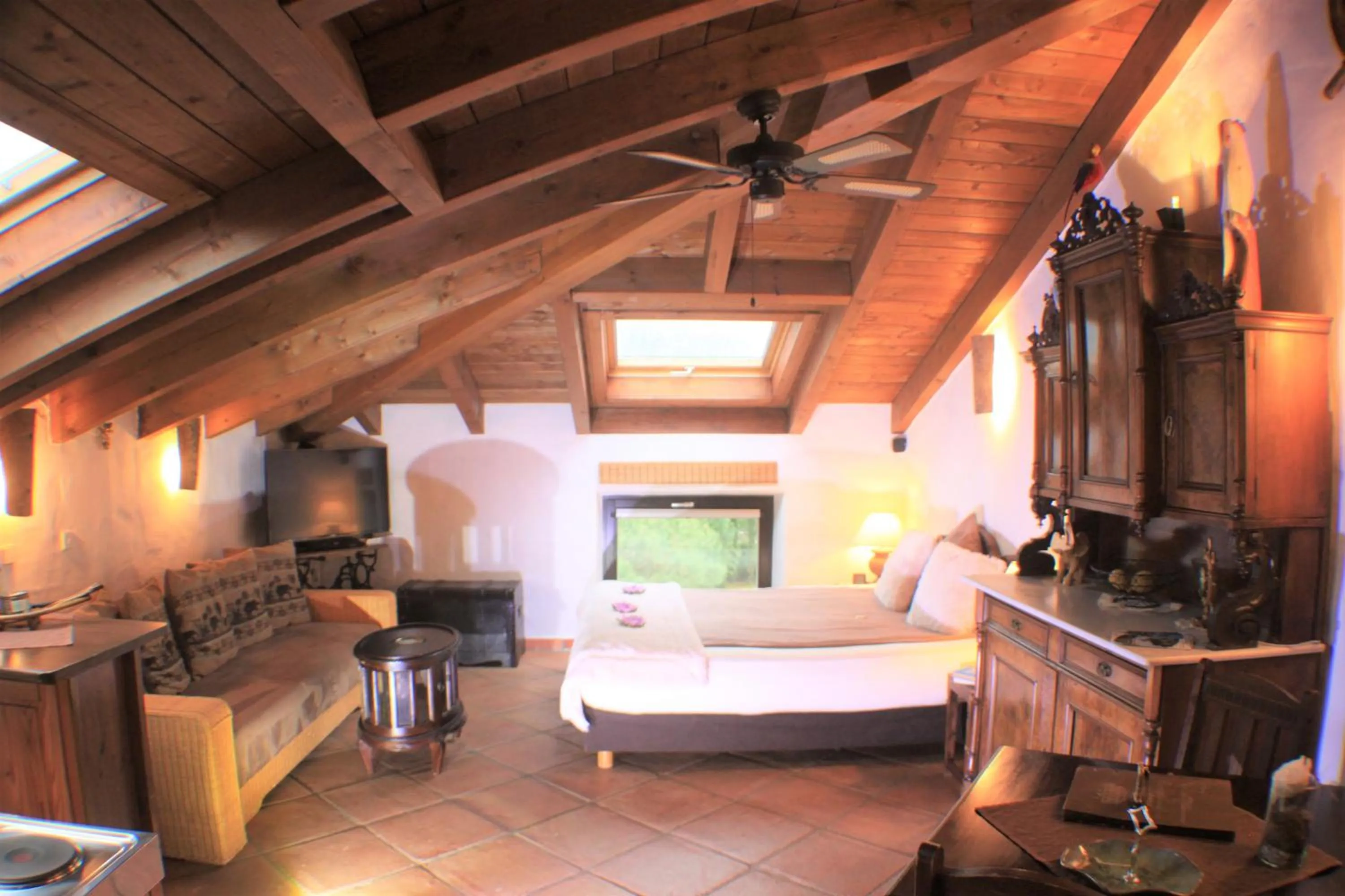 Photo of the whole room, Bed in Hazienda Apartmenthotel - Für ein paar Tage oder monatelang