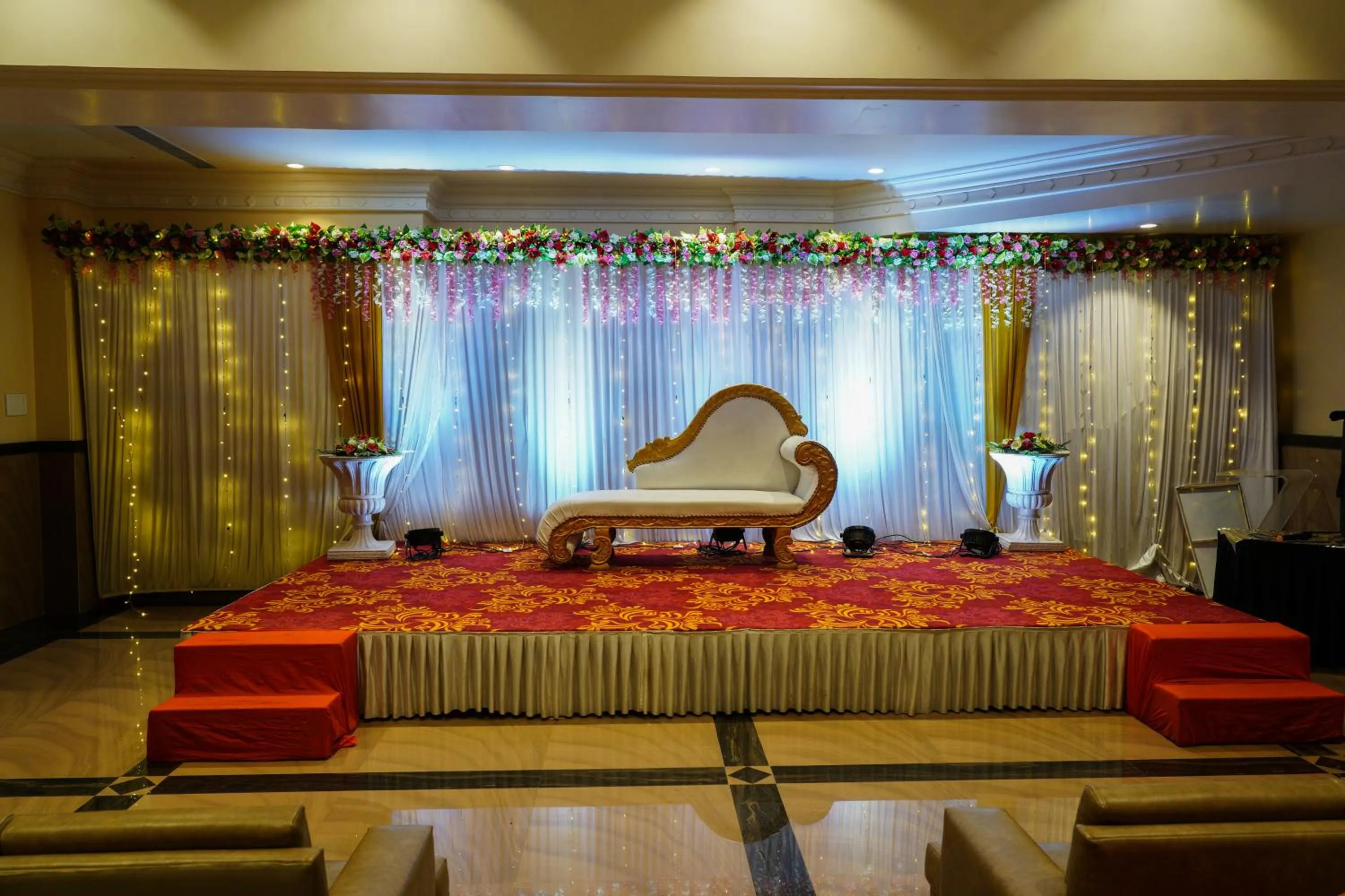 Banquet/Function facilities in Hotel Sun Shine Inn
