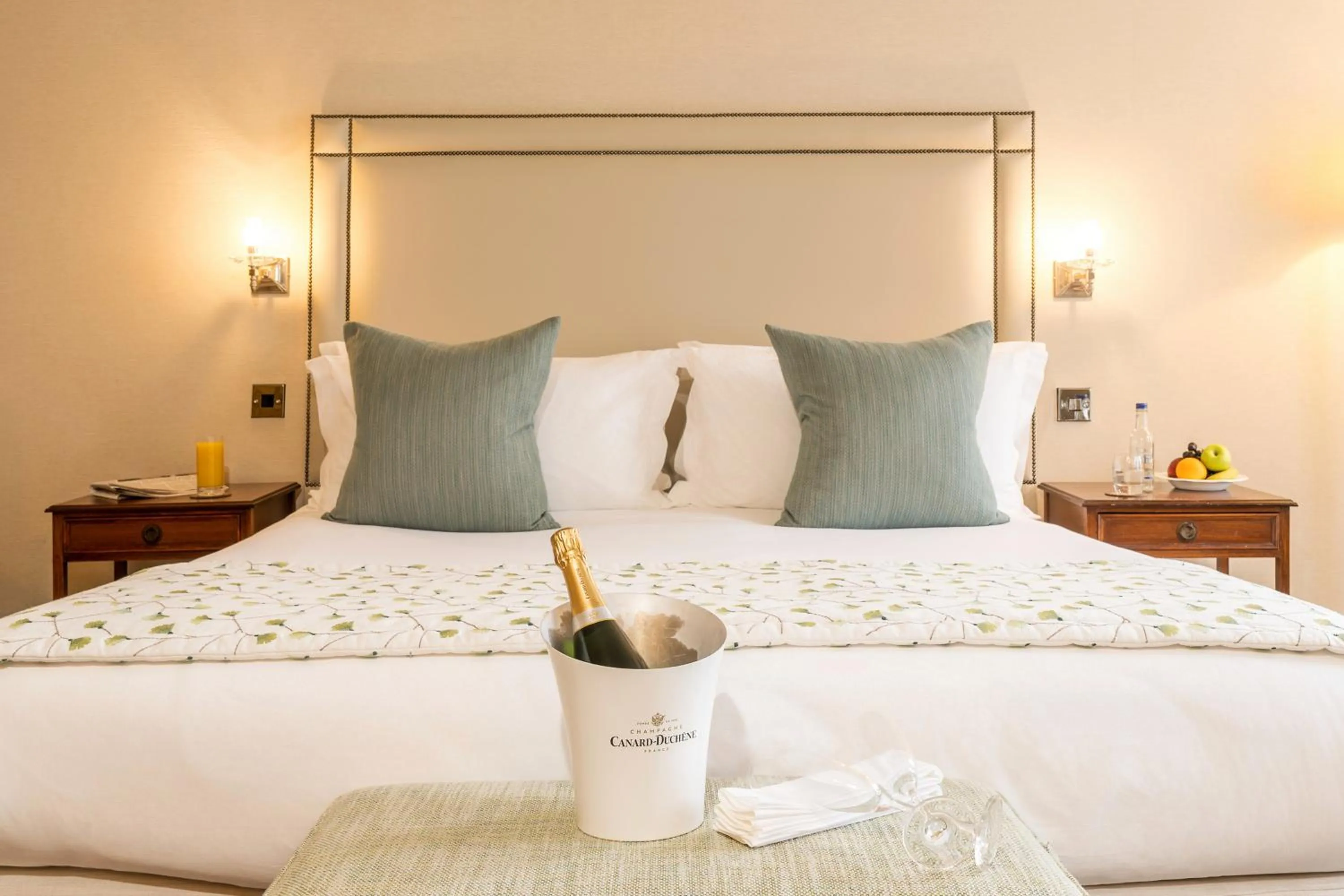 Bedroom, Bed in The Grand Hotel