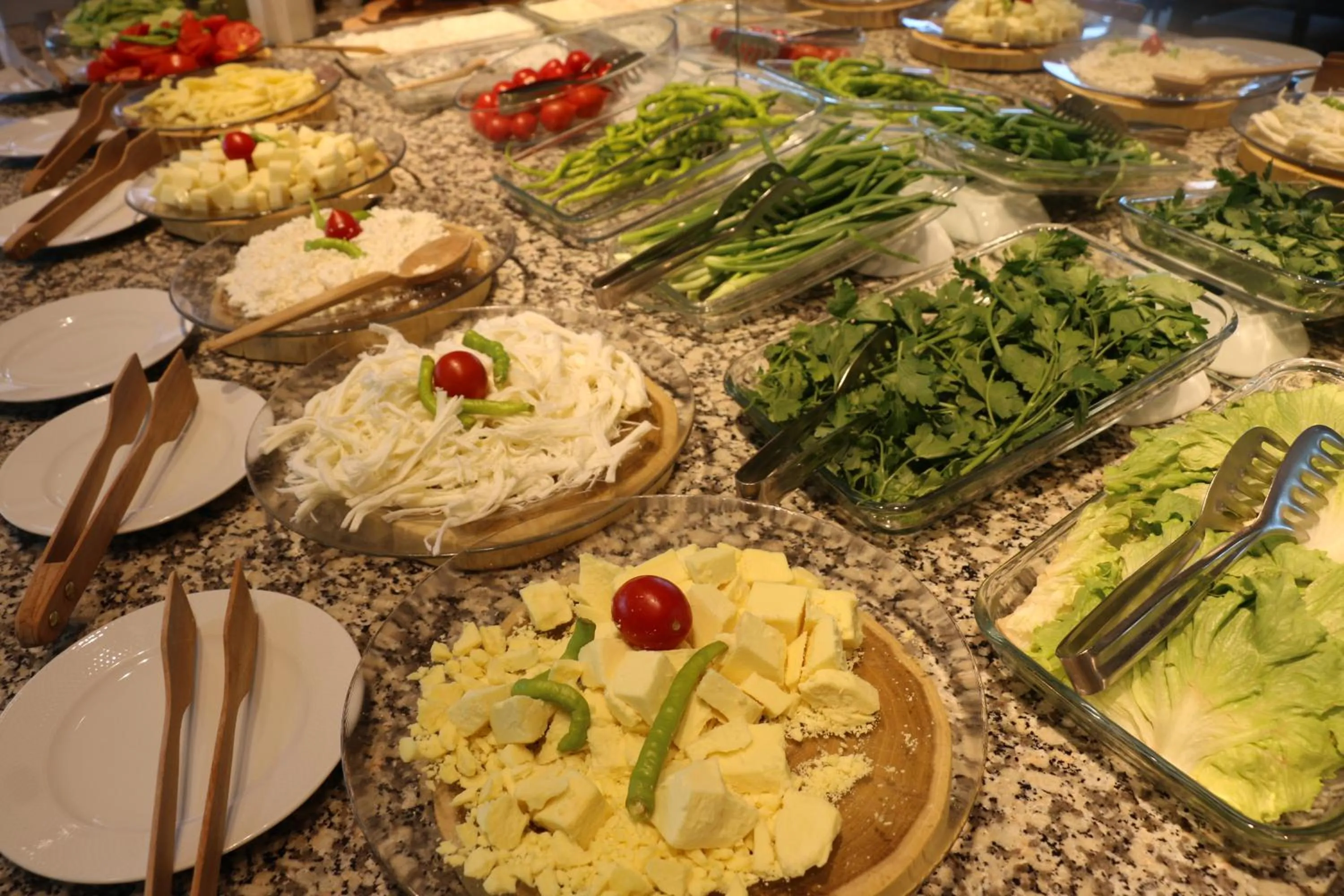 Food and drinks in Hotel Lazlakar