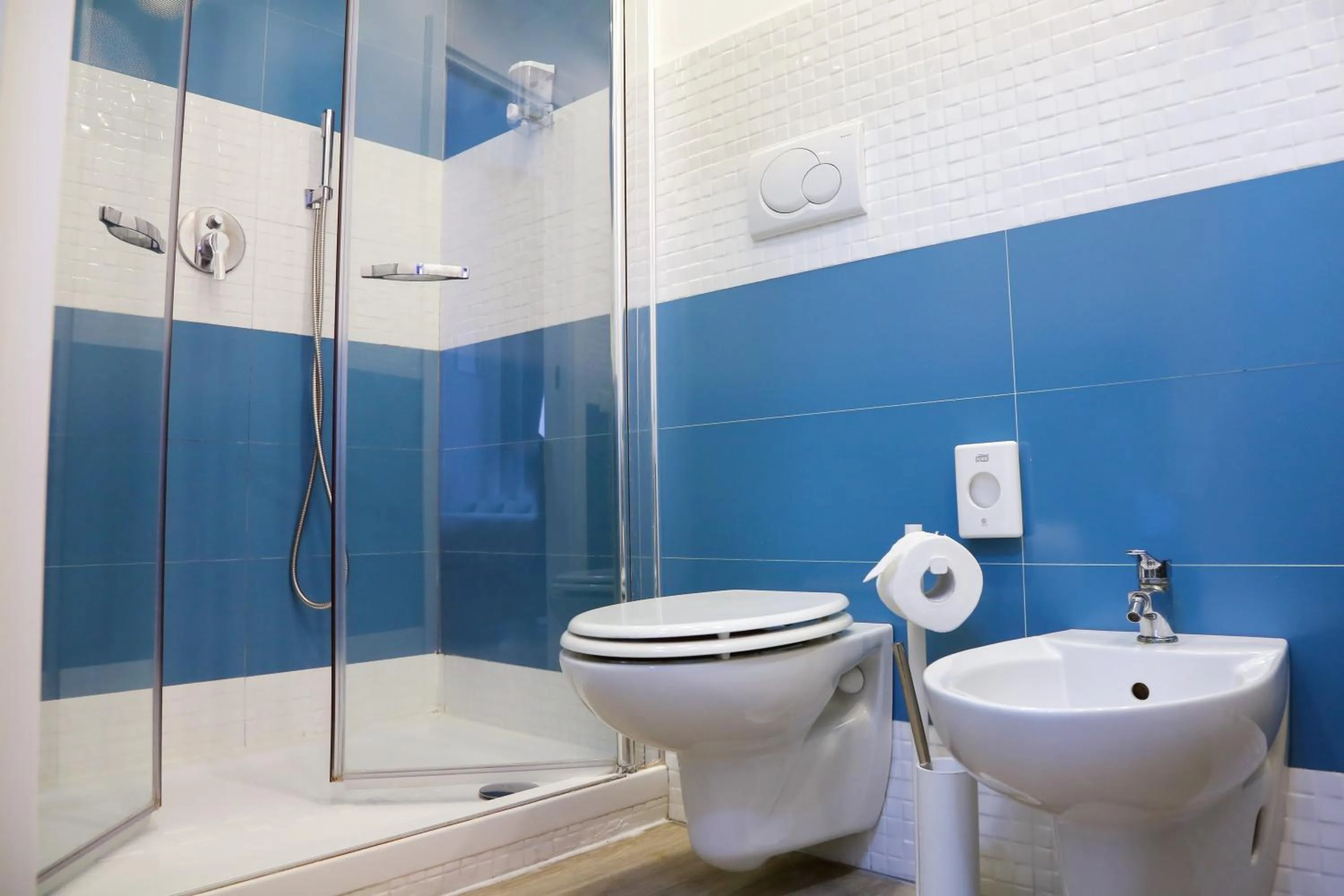 Shower in Al Parco II Rota B&B