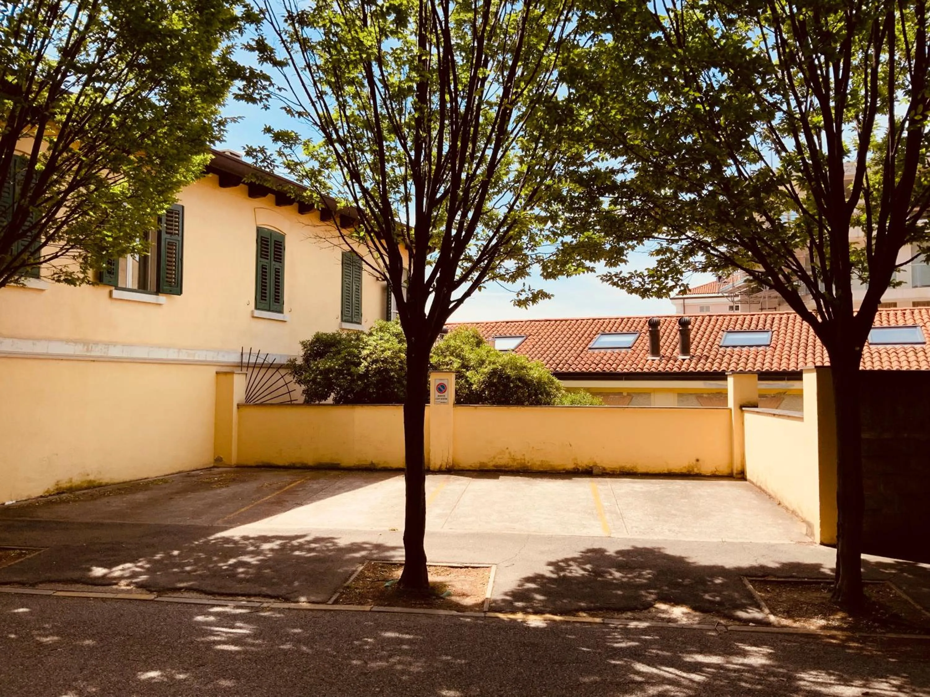 Parking in Le Residenze dei Serravallo