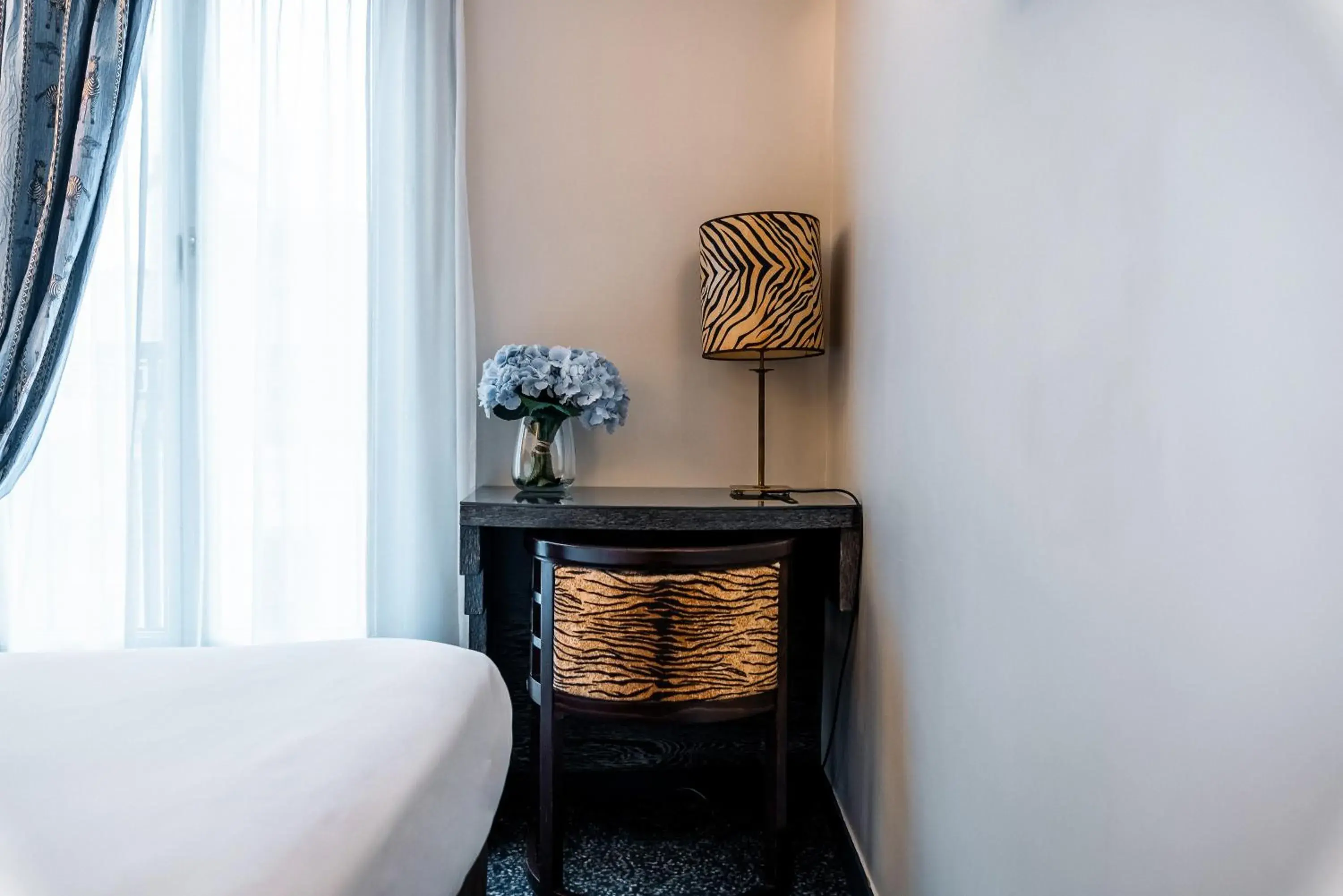 Business Single Room in Pavillon Opéra Grands Boulevards Business Single Room in Pavillon Opéra Grands Boulevards