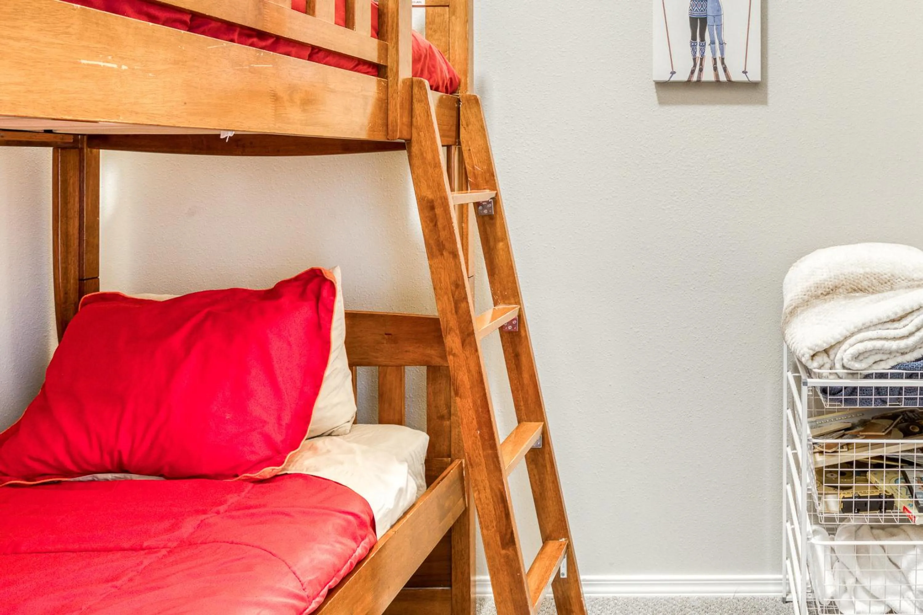 Bed in Collins Lake #95