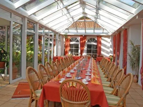 Restaurant/places to eat in Hostellerie Bacher