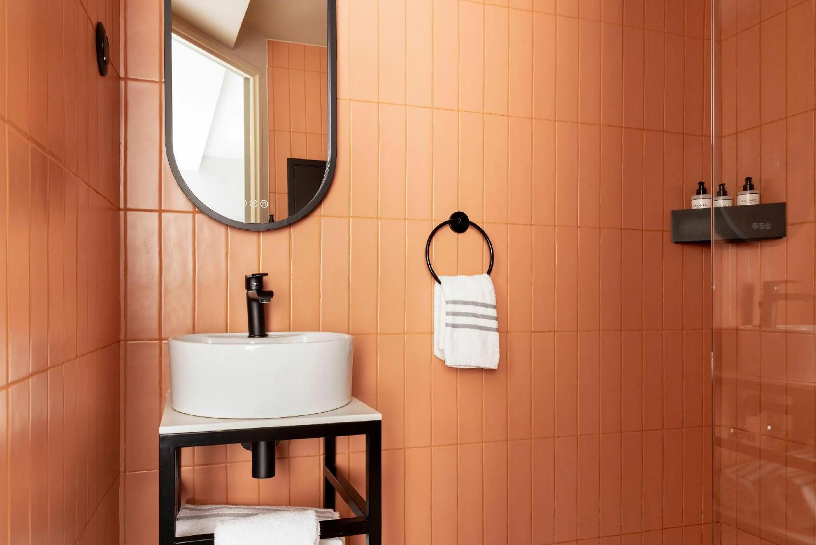 Bathroom in La Dépendance