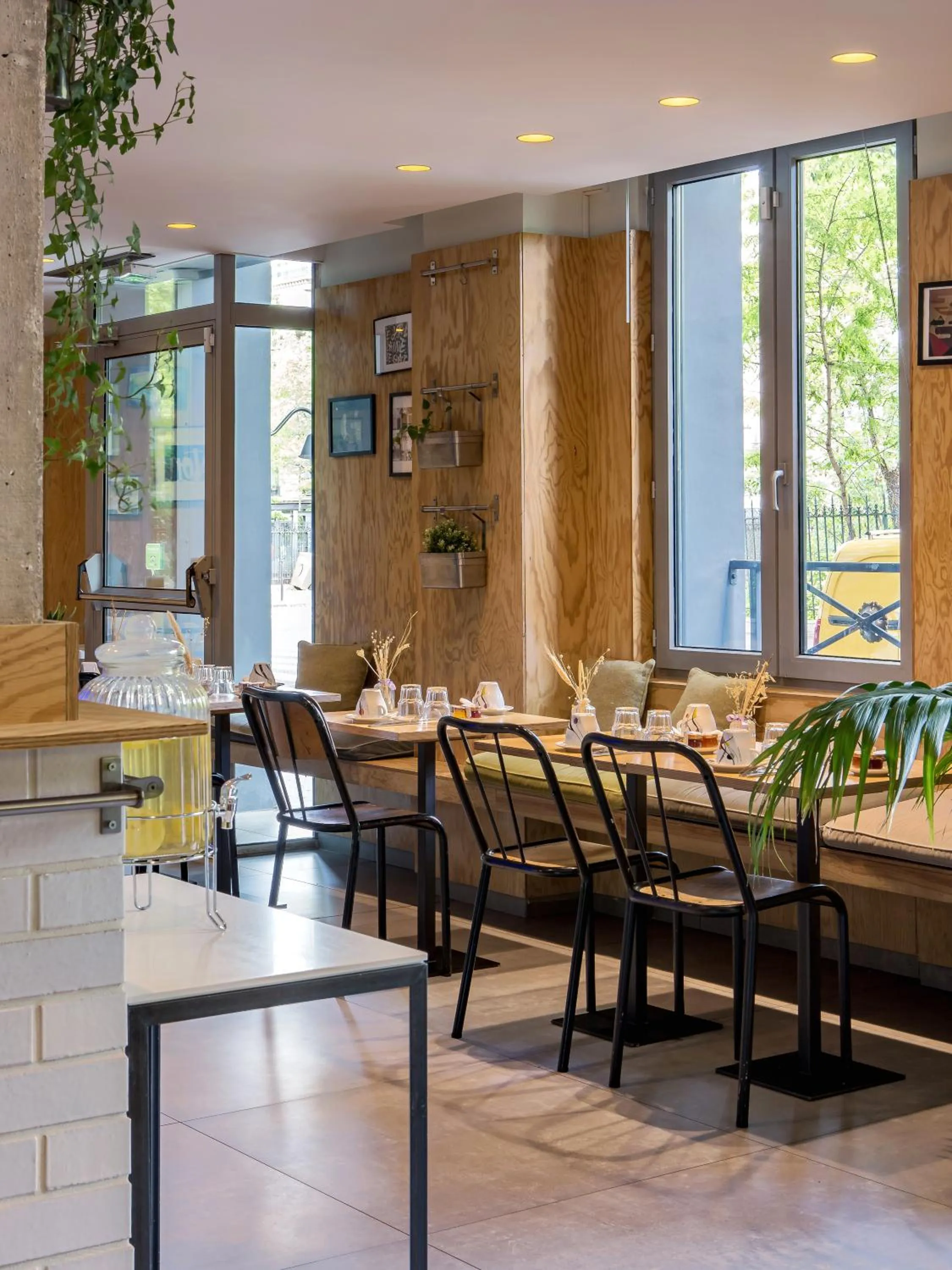 Breakfast in Hôtel Gaston