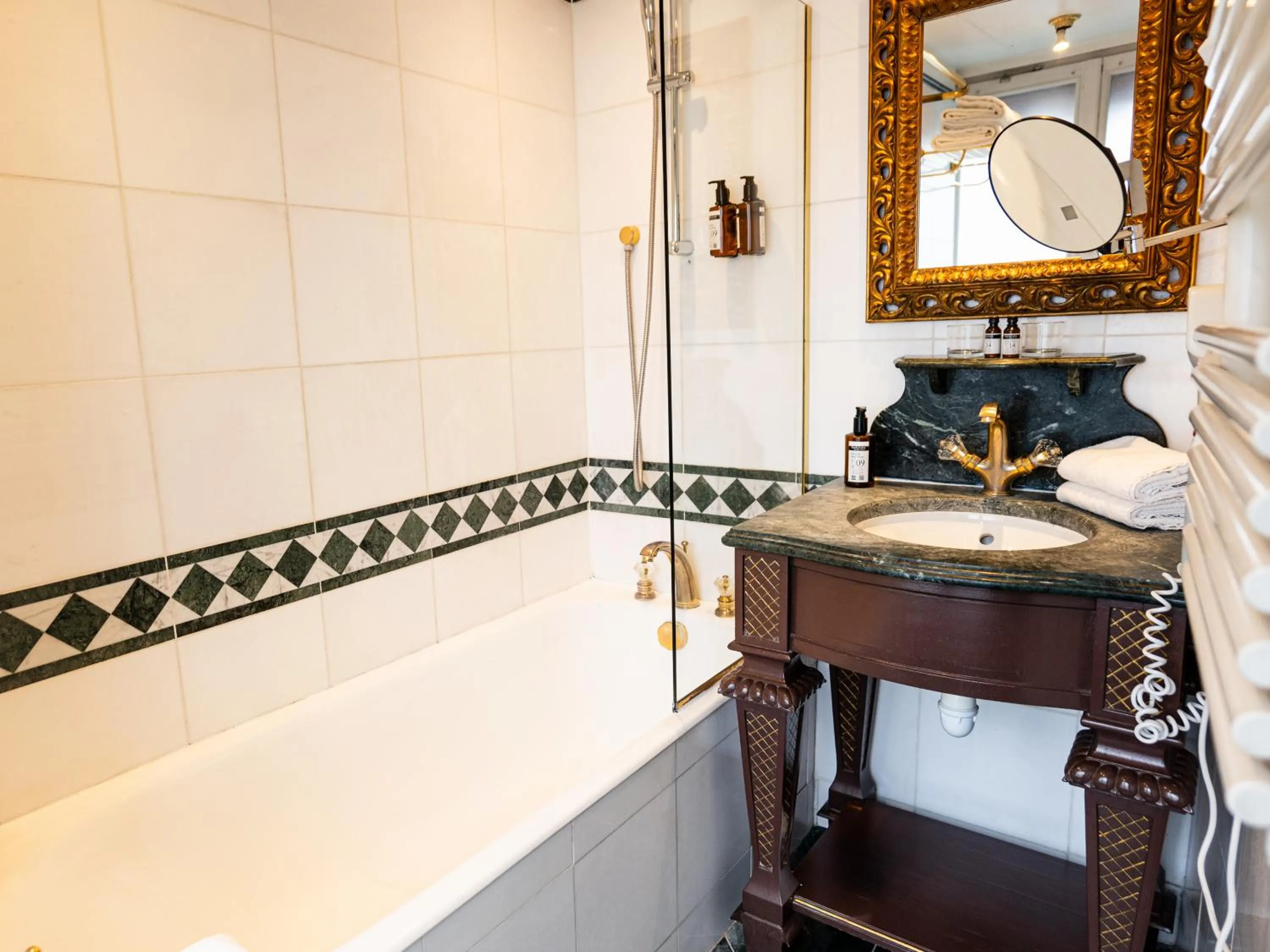 Bathroom in La Villa Royale