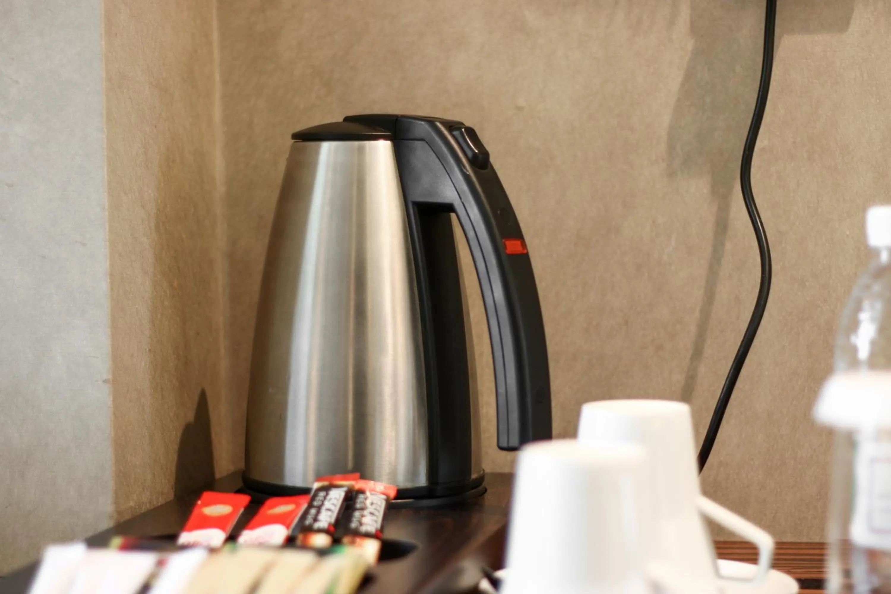 Coffee/tea facilities in Millennium Plaza Doha