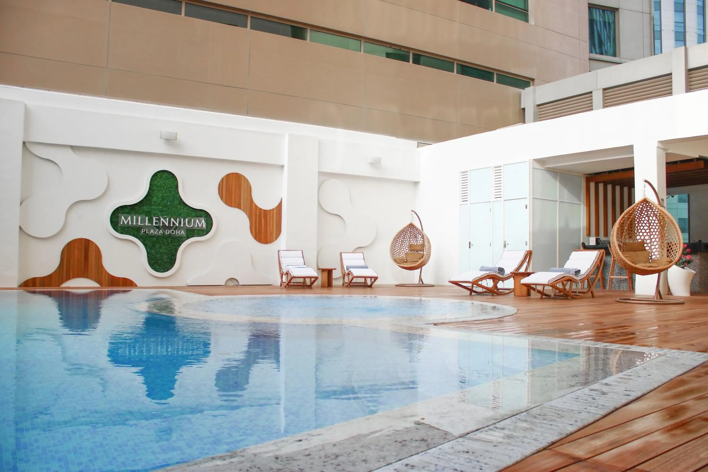 Swimming pool in Millennium Plaza Doha