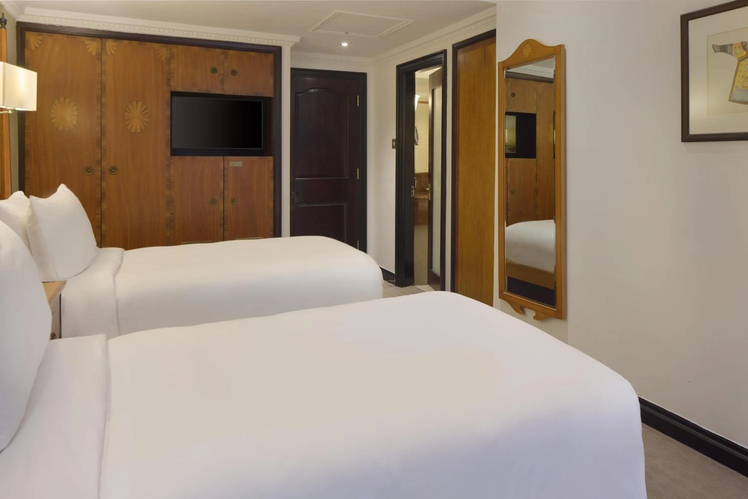 Bedroom, Bed in Radisson Blu Hotel, London Leicester Square