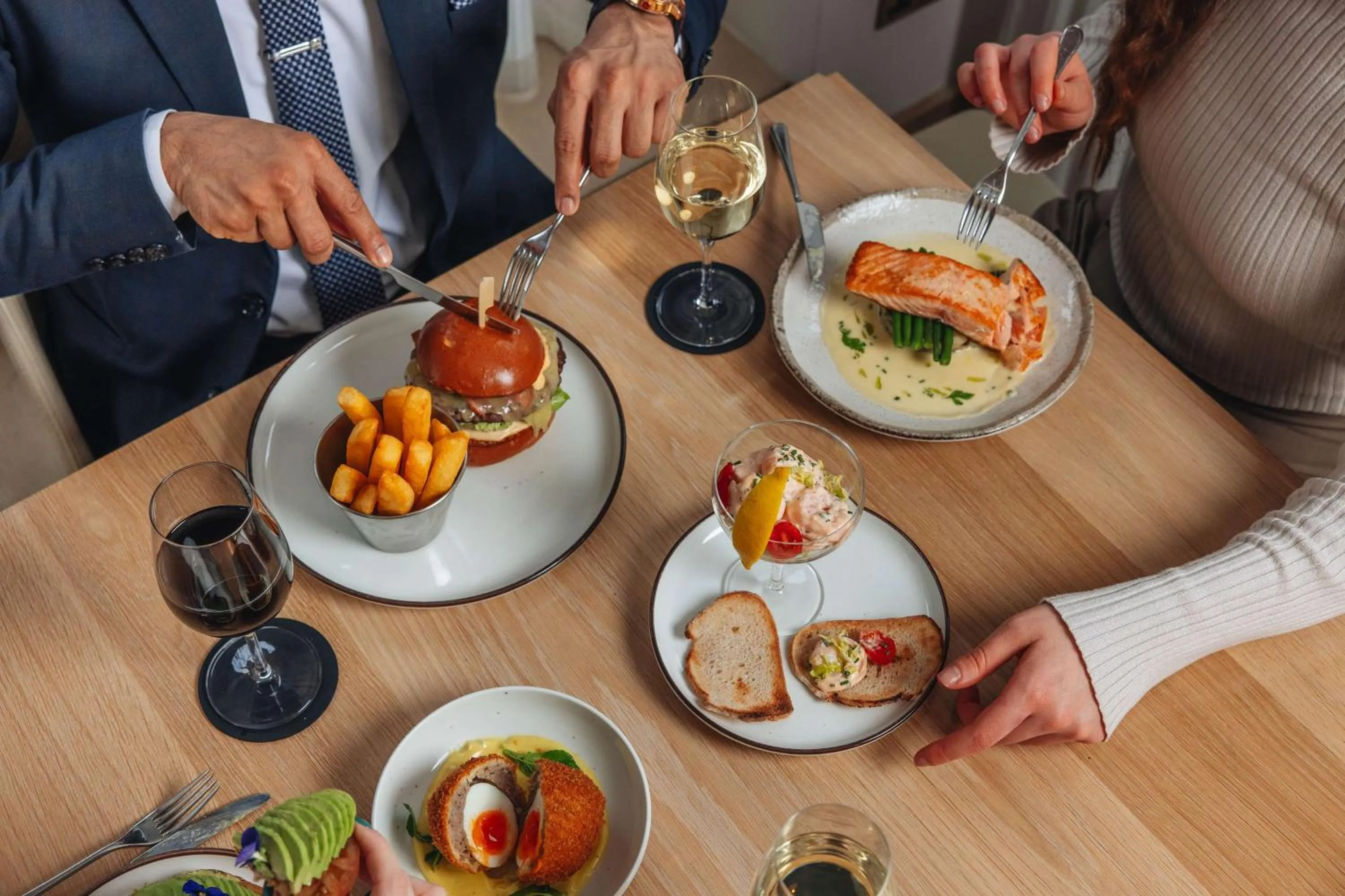 Food and drinks in Radisson Blu Hotel, London Bond Street