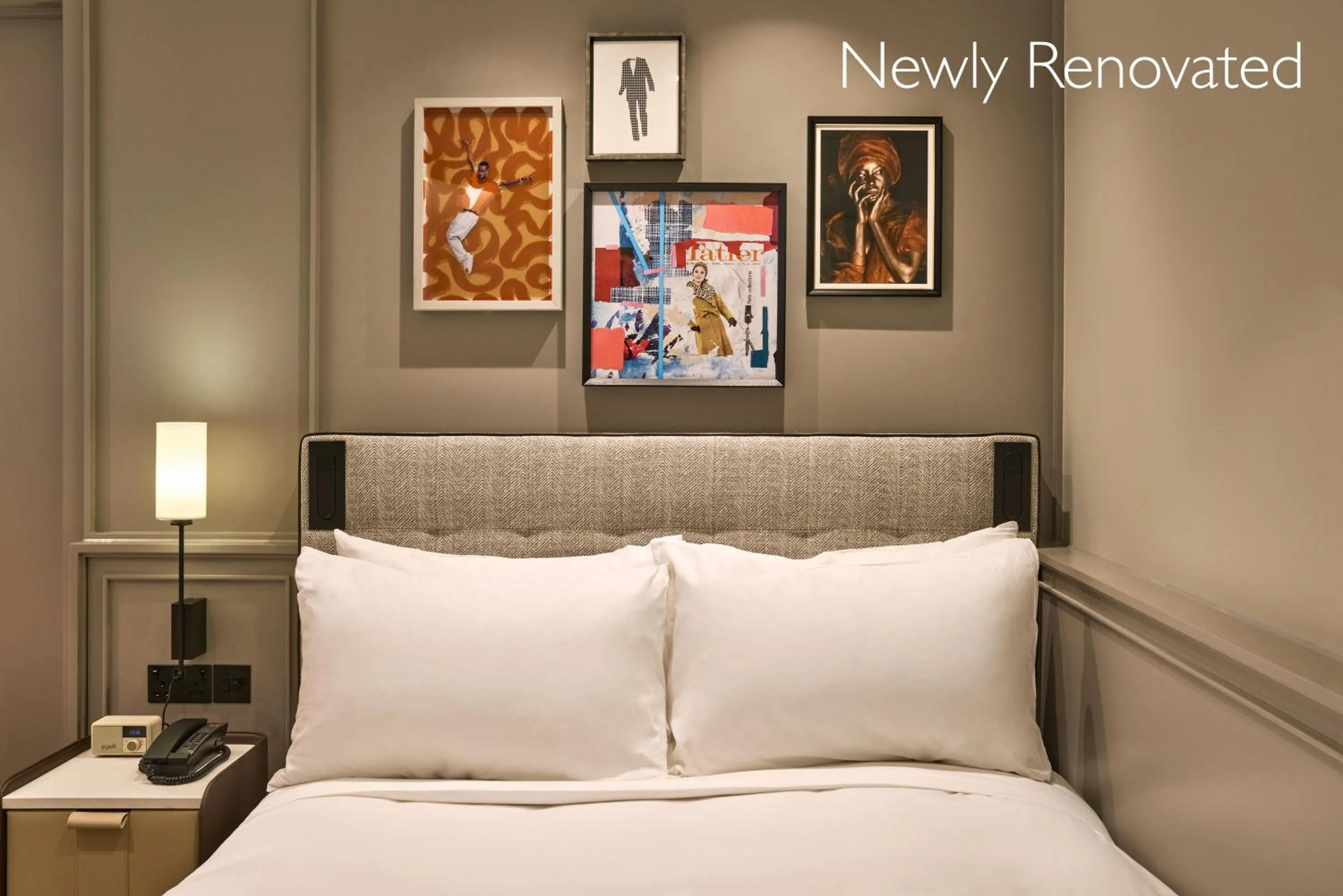 Bedroom, Bed in Radisson Blu Hotel, London Bond Street