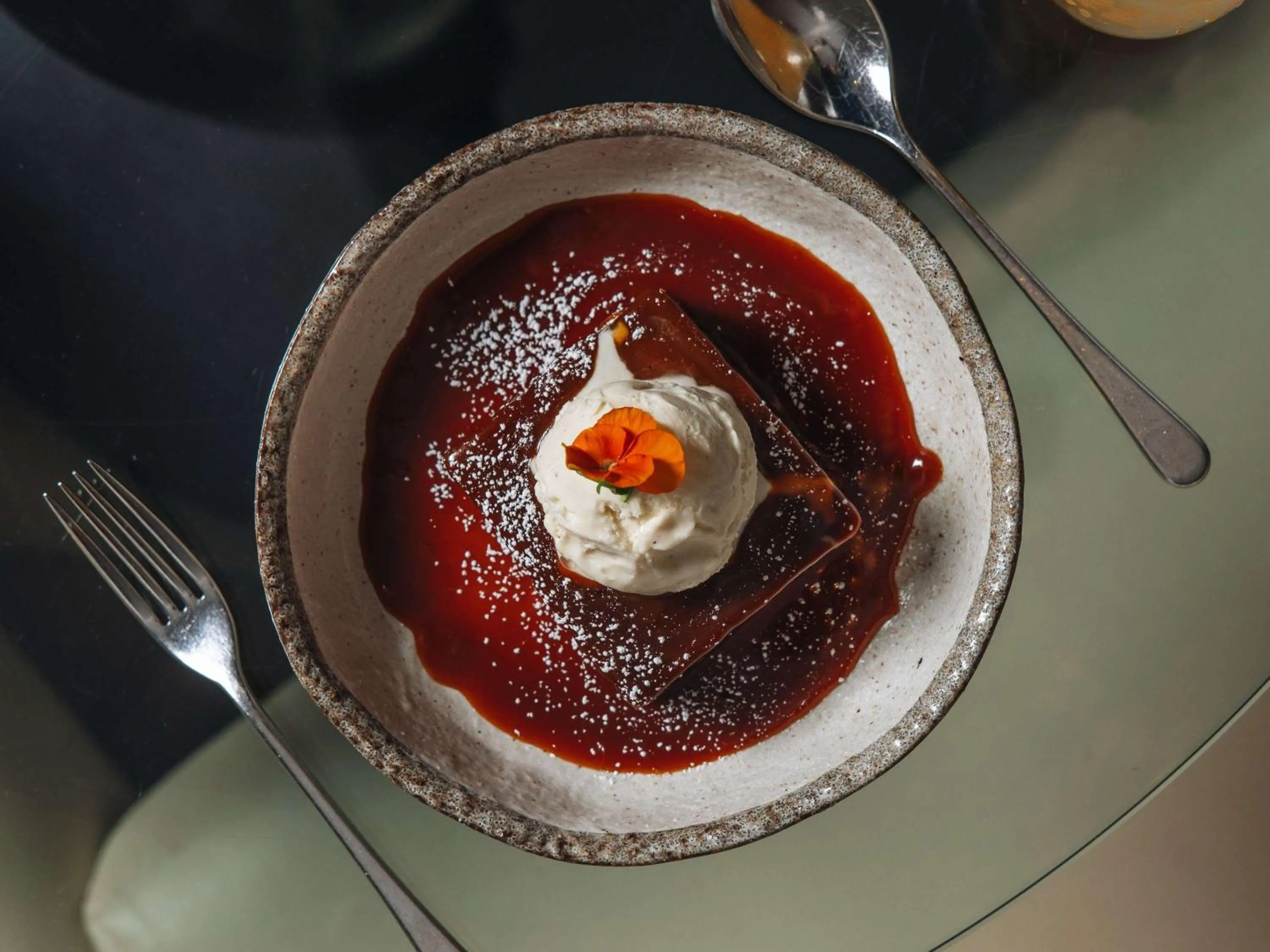 Food and drinks in Radisson Blu Hotel, London Bond Street