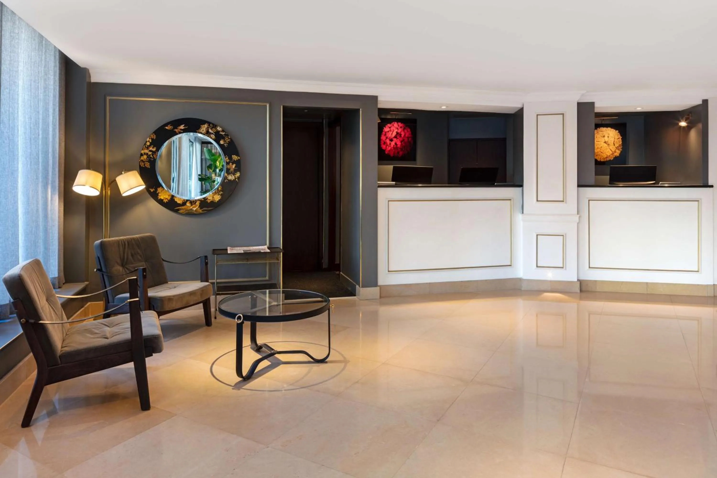 Lobby or reception in Radisson Blu Hotel, London Bond Street