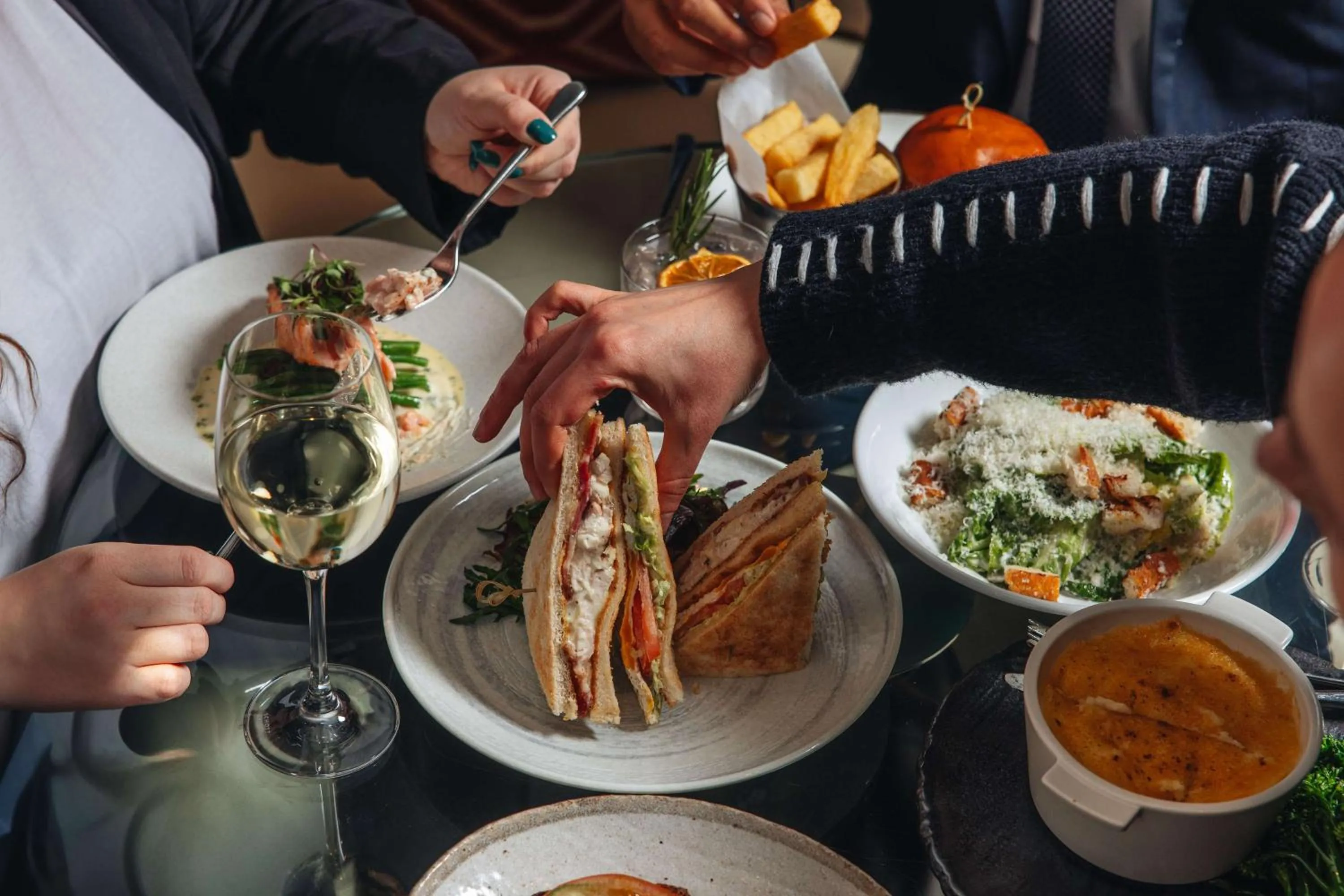 Food and drinks in Radisson Blu Hotel, London Tottenham Court Road