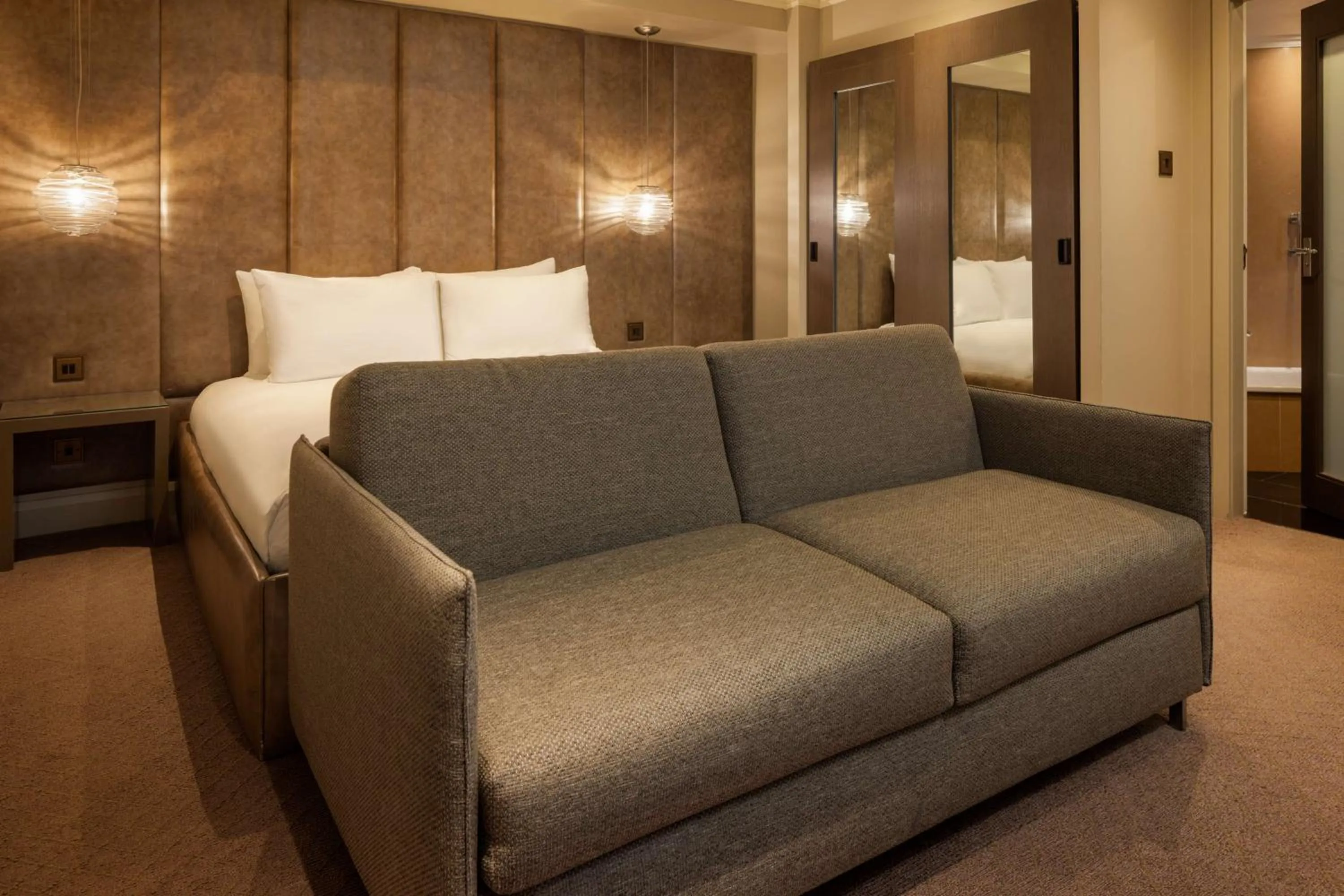 Bedroom in Radisson Blu Hotel, London Bloomsbury