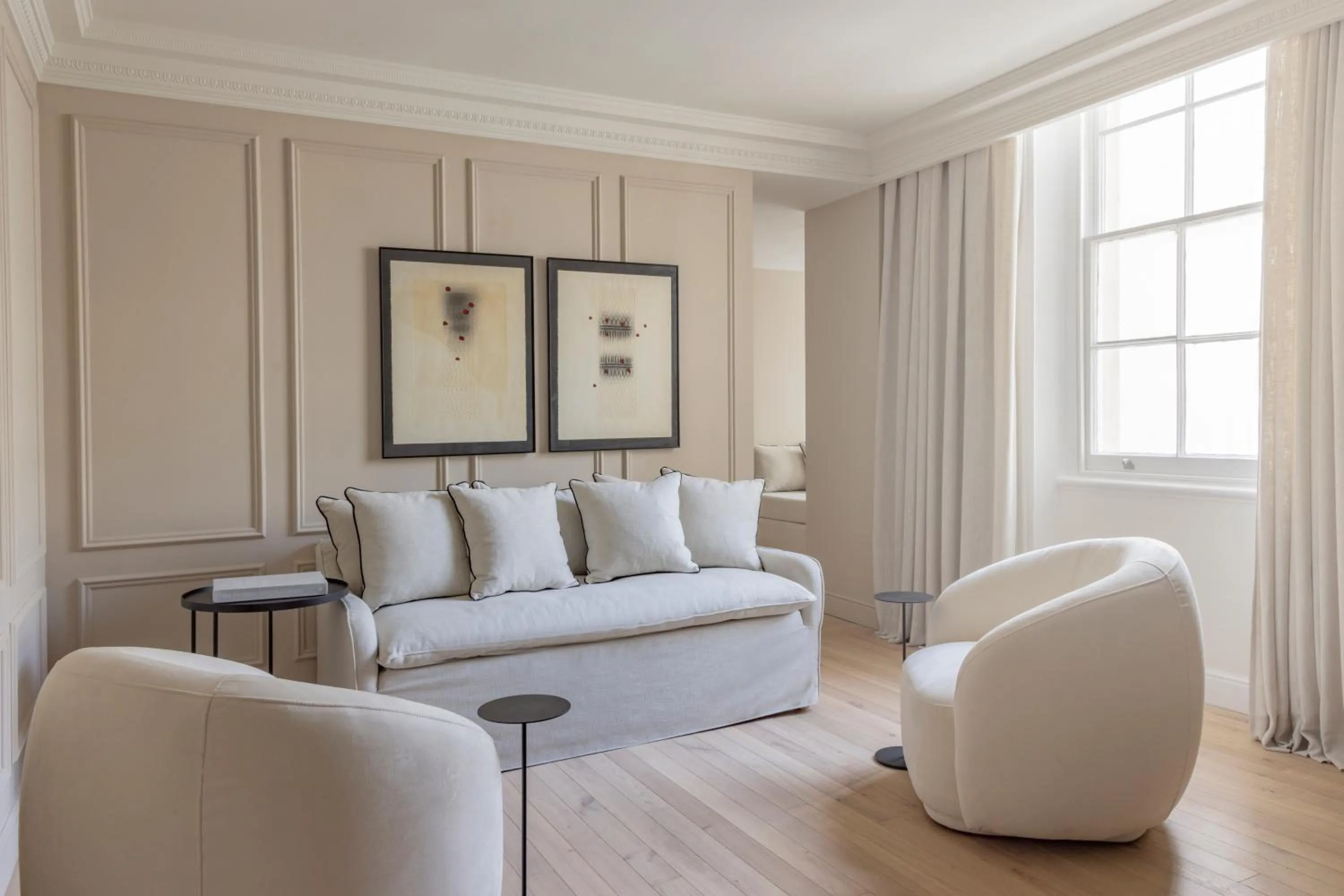 Living room in The Caesar Hotel