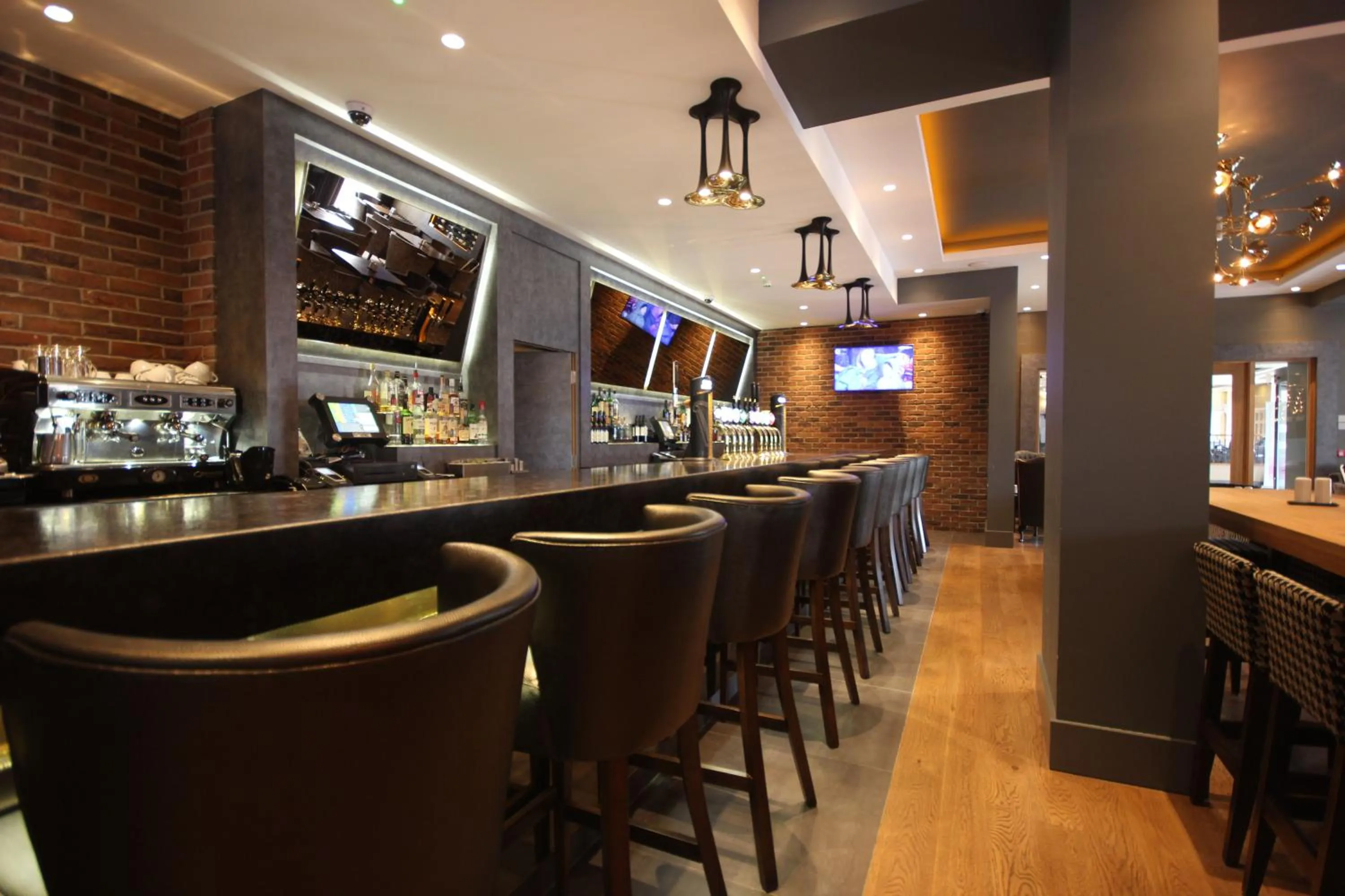 Lounge or bar in Talbot Hotel Stillorgan