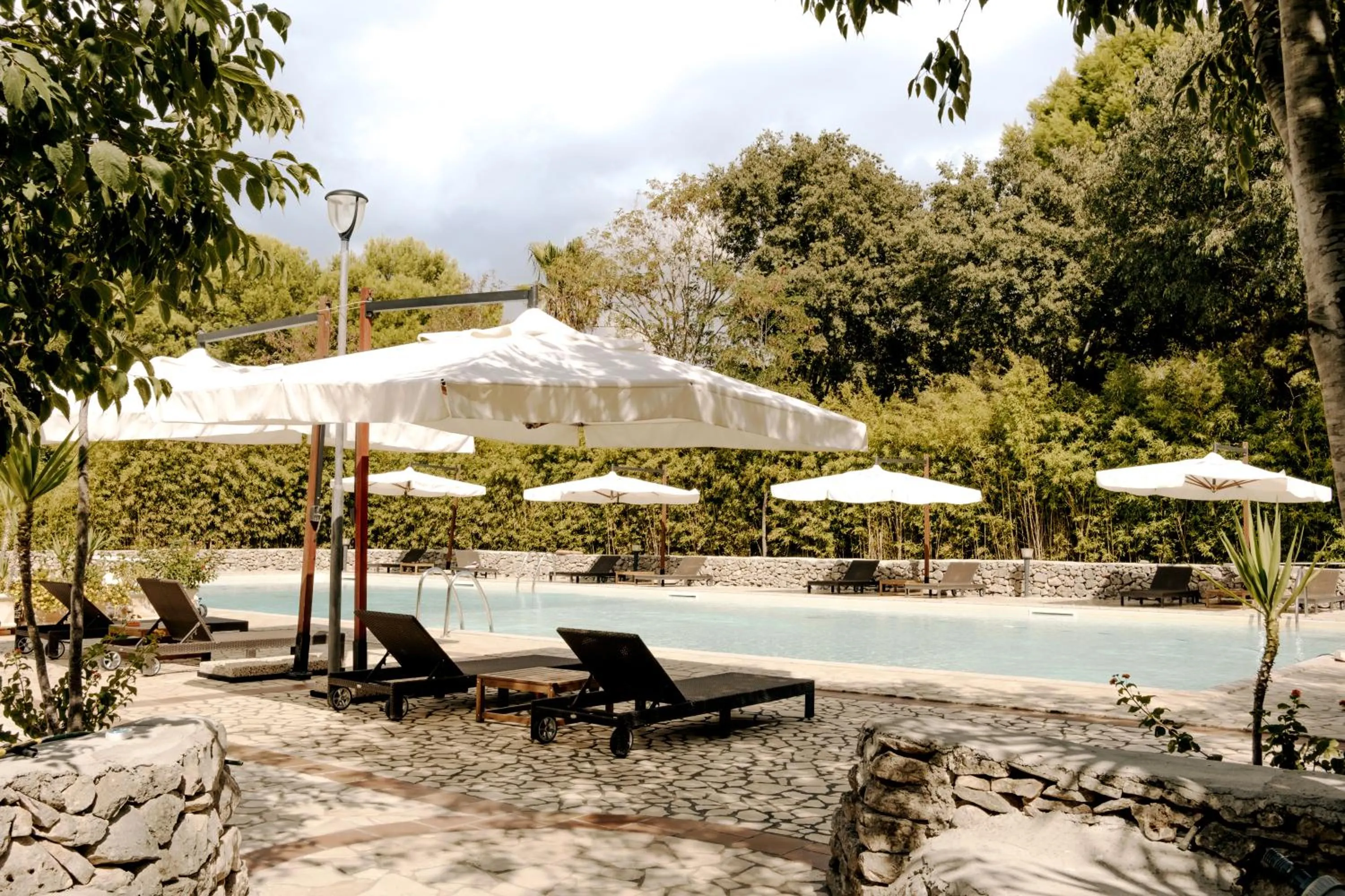 Swimming pool in Casette Masseria La Camardia