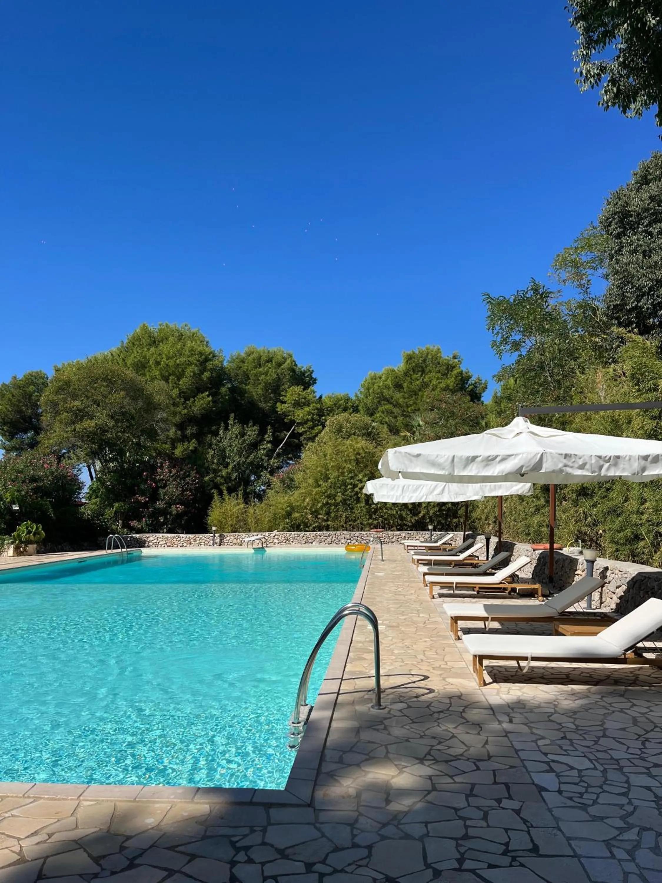 Swimming pool in Casette Masseria La Camardia