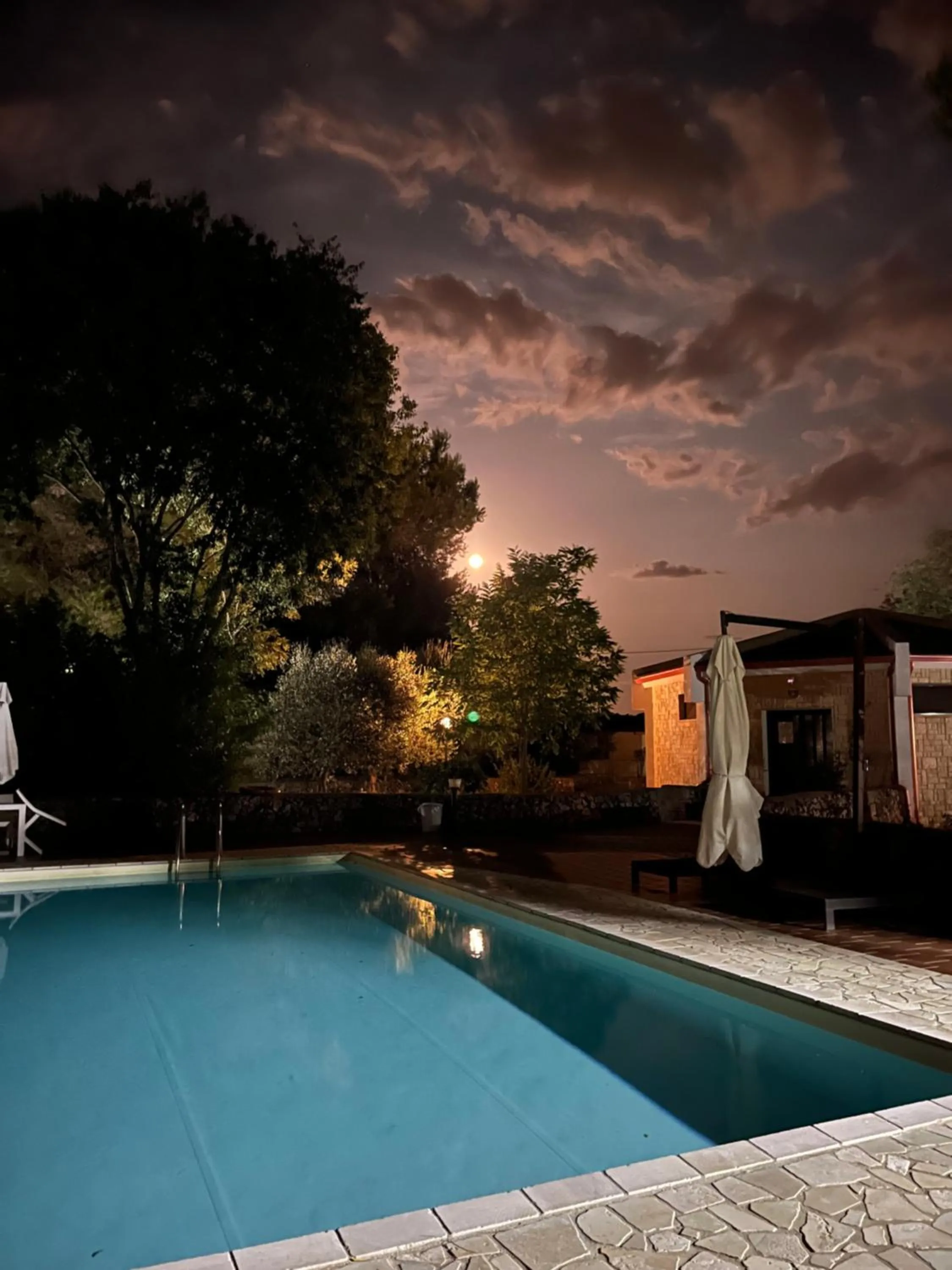 Swimming pool in Casette Masseria La Camardia
