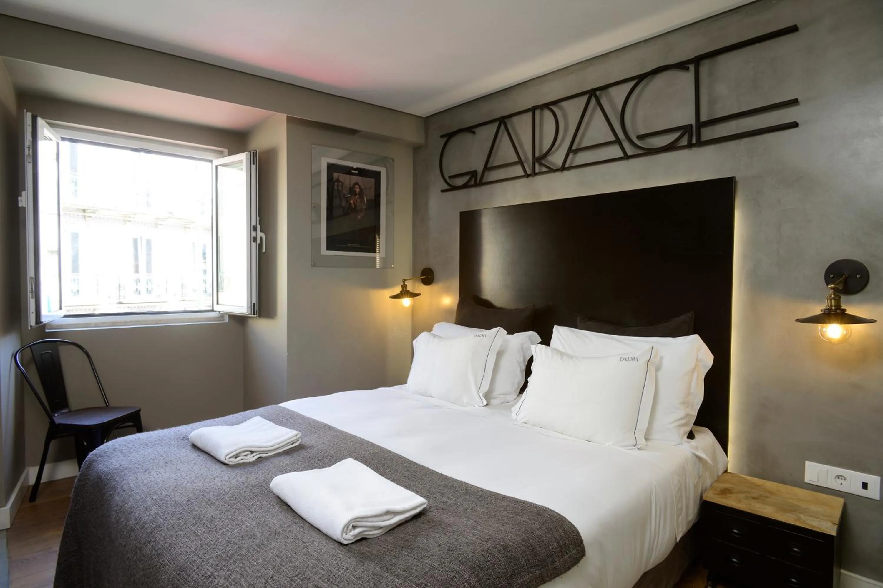 Bed in Dalma Old Town - Castelo