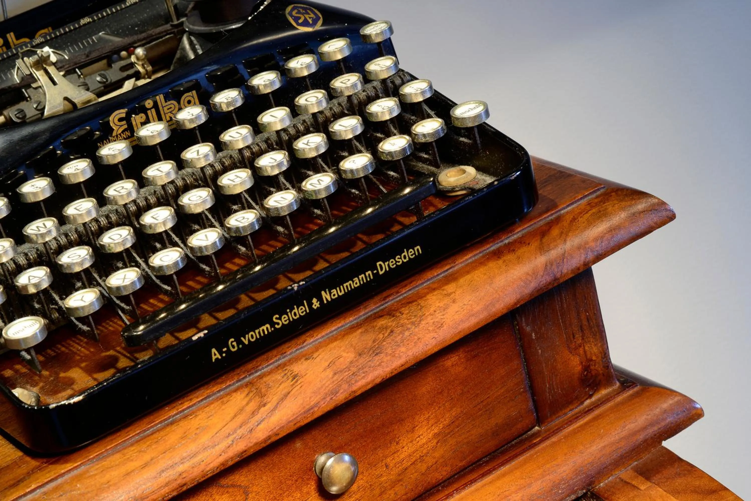 Decorative detail in Dalma Old Town - Castelo