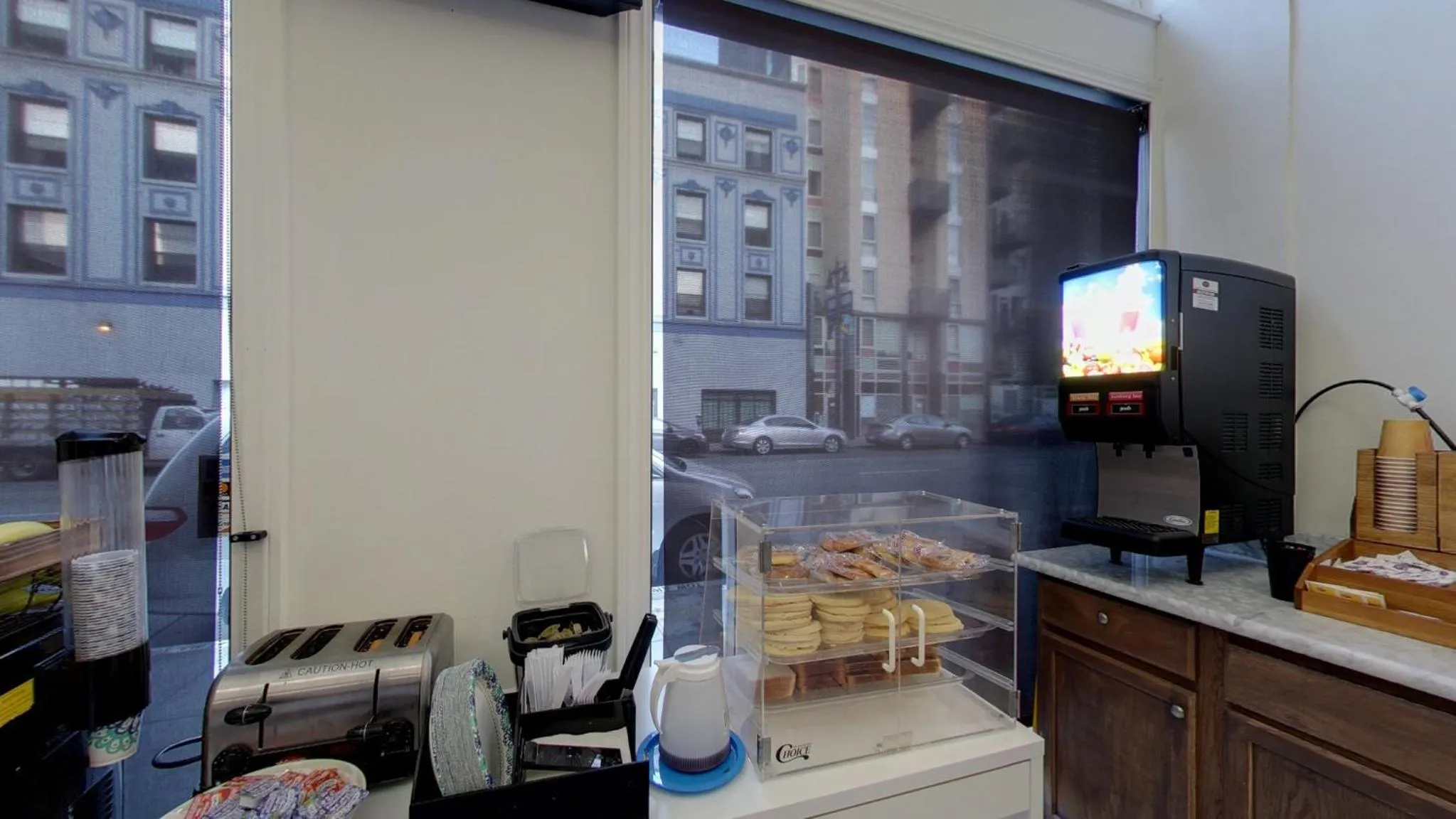 Breakfast in Warfield Hotel