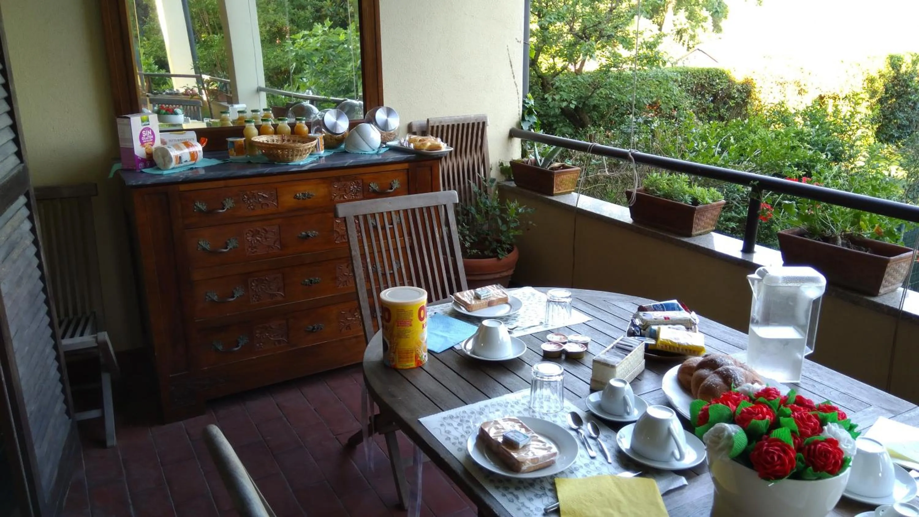 Breakfast in B&B Il Glicine di Basiglio
