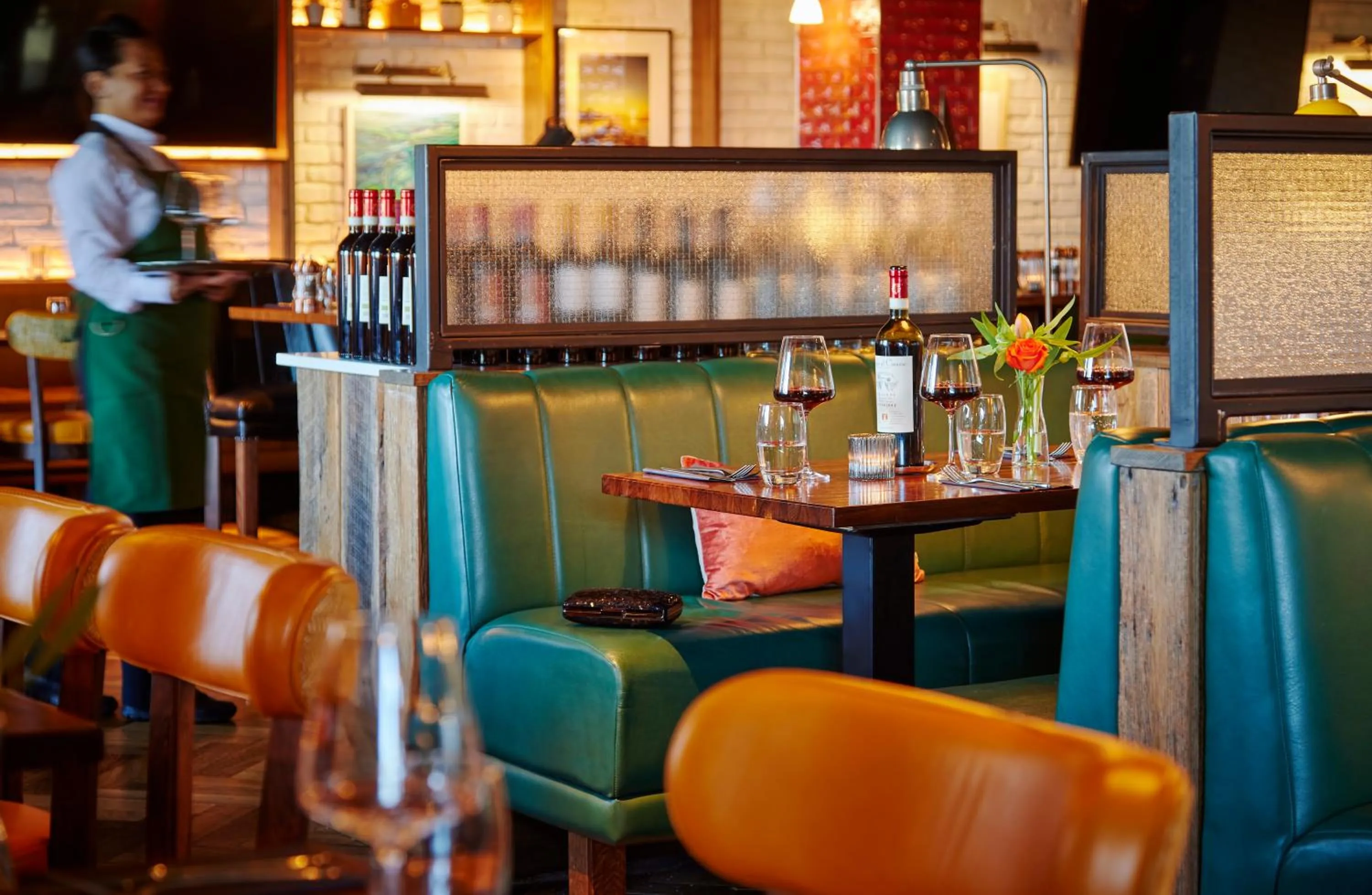 Restaurant/places to eat in Westport Coast Hotel