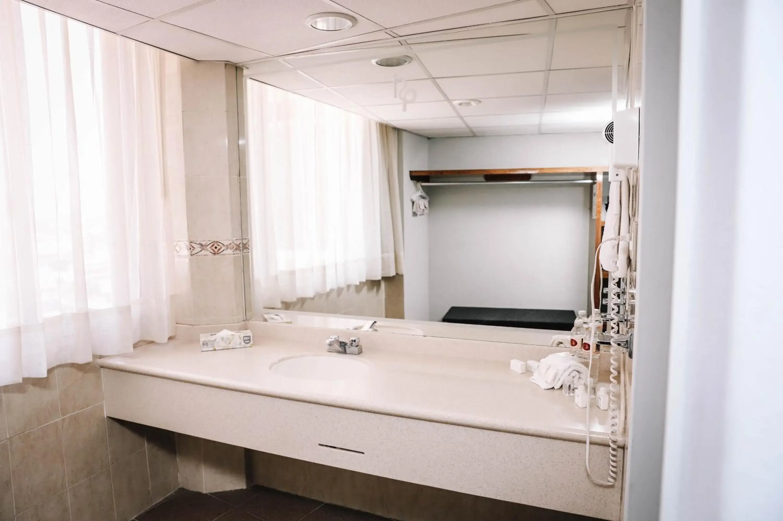 Standard Queen Room in Hotel Real Plaza Aguascalientes Standard Queen Room in Hotel Real Plaza Aguascalientes