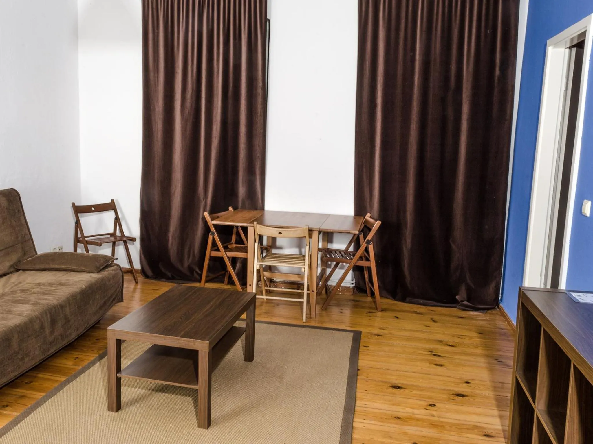 Photo of the whole room in Lette'm Sleep Berlin